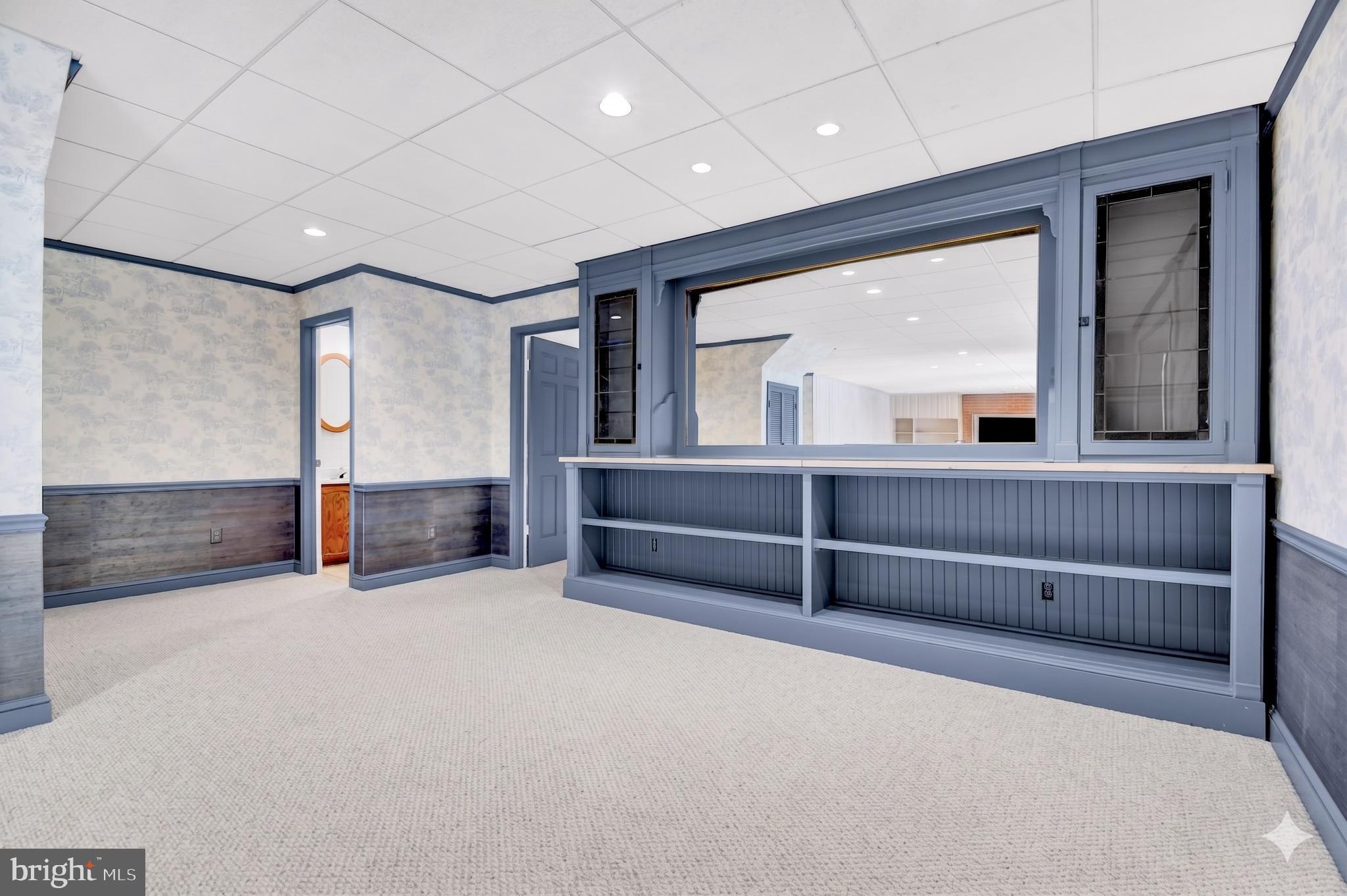 POTOMAC MANOR - Residential