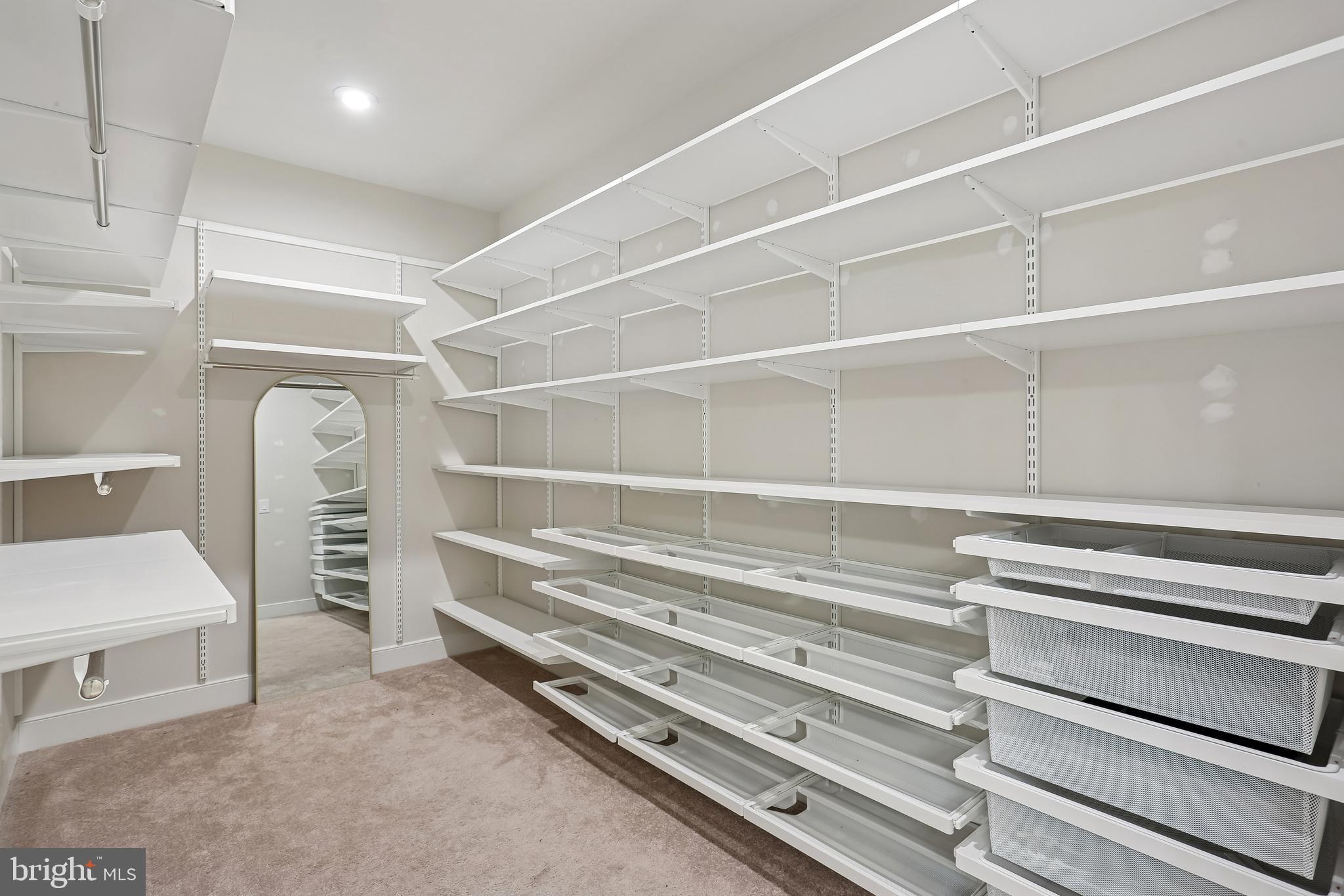 TOWER OAKS - Residential