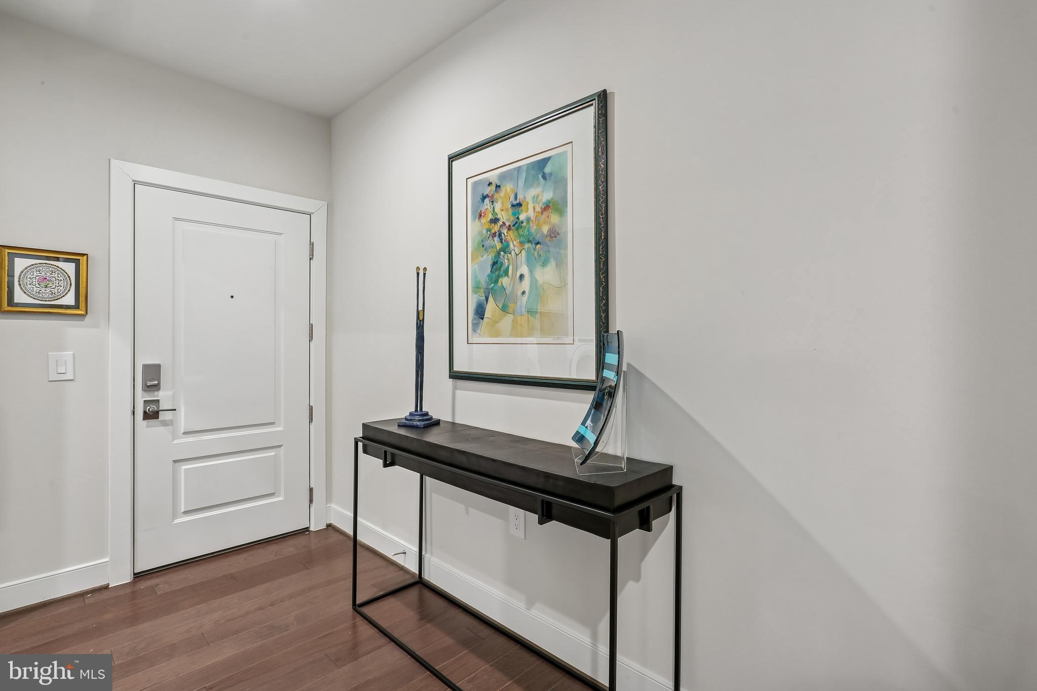 TOWER OAKS - Residential