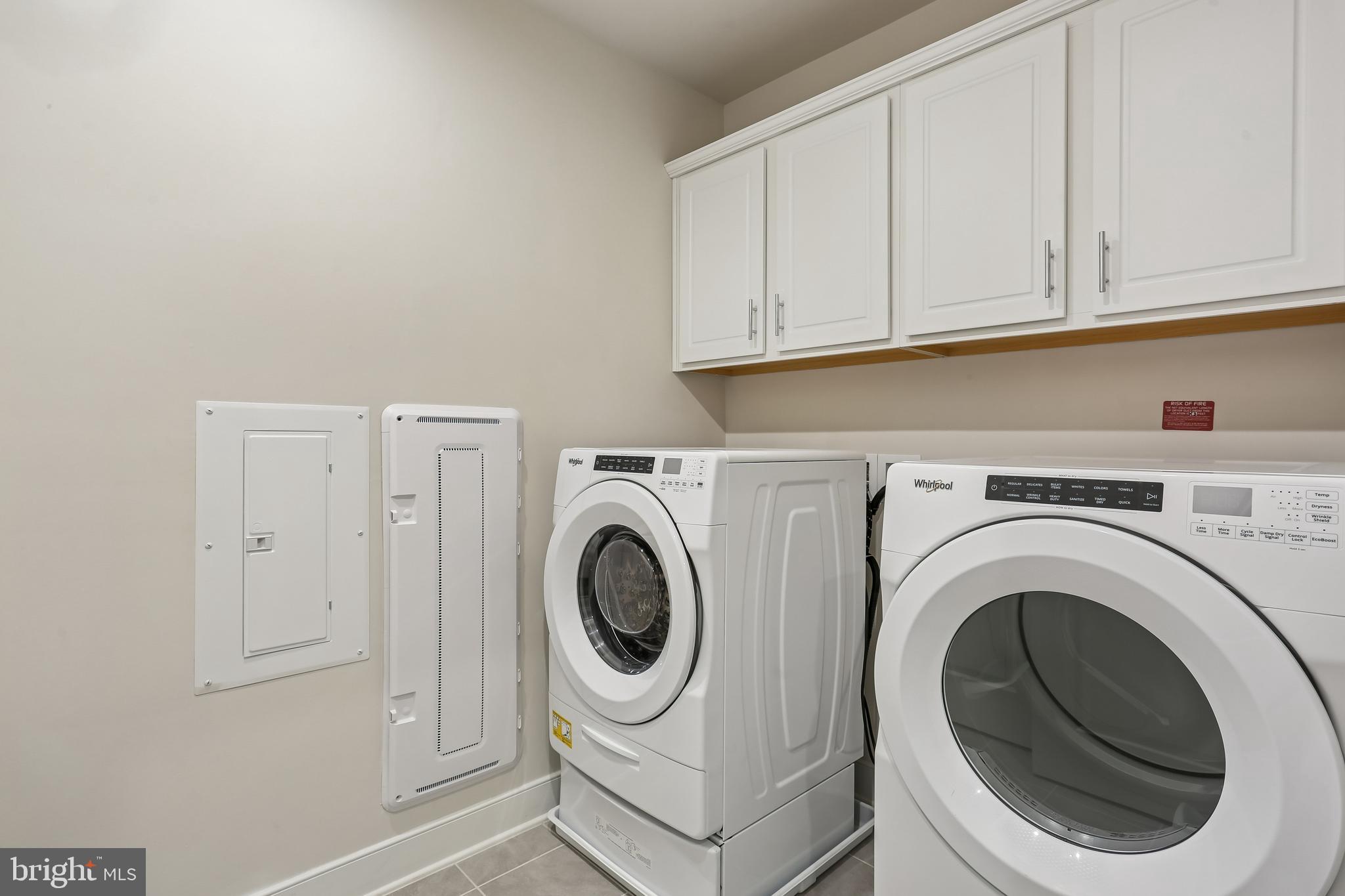 TOWER OAKS - Residential