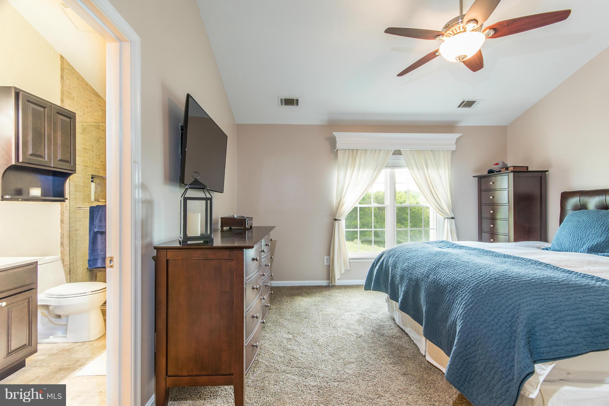 COMPTON VALLEY ESTATES - Residential