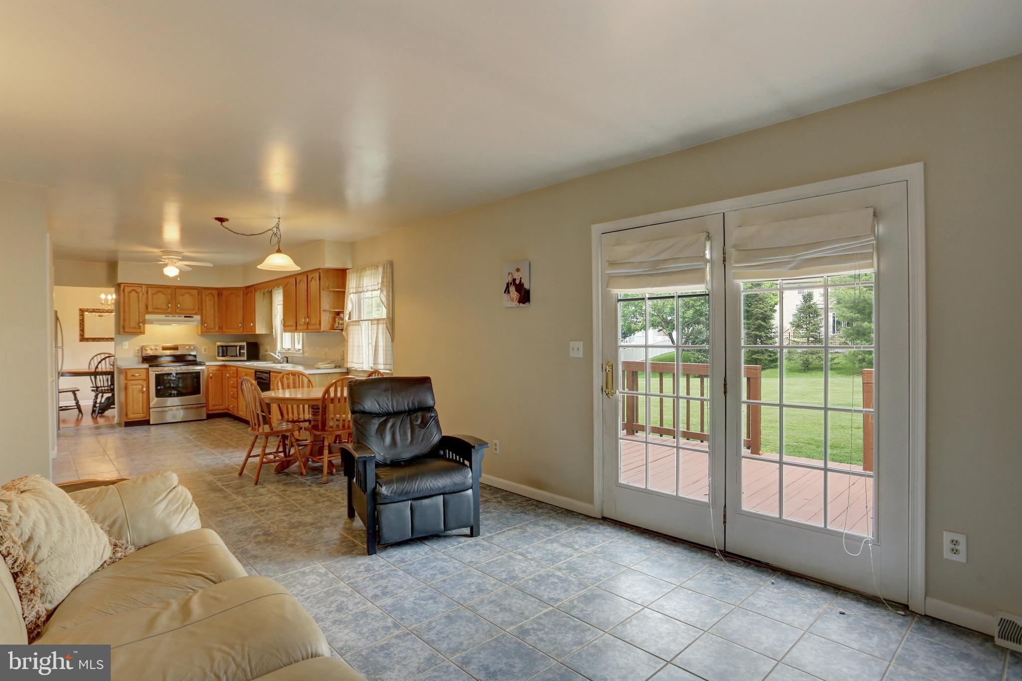 KONHAUS ESTATES - Residential
