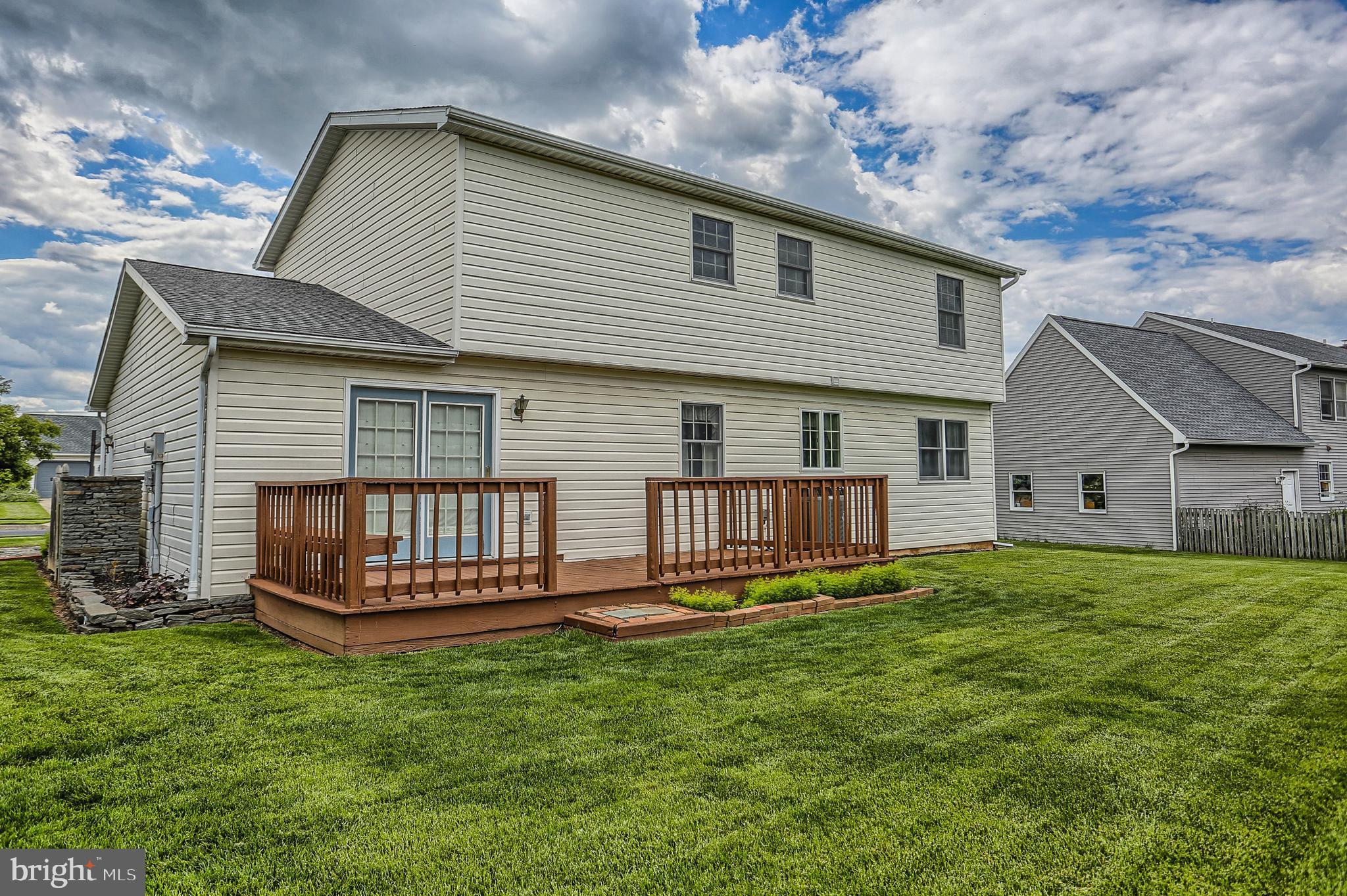 KONHAUS ESTATES - Residential