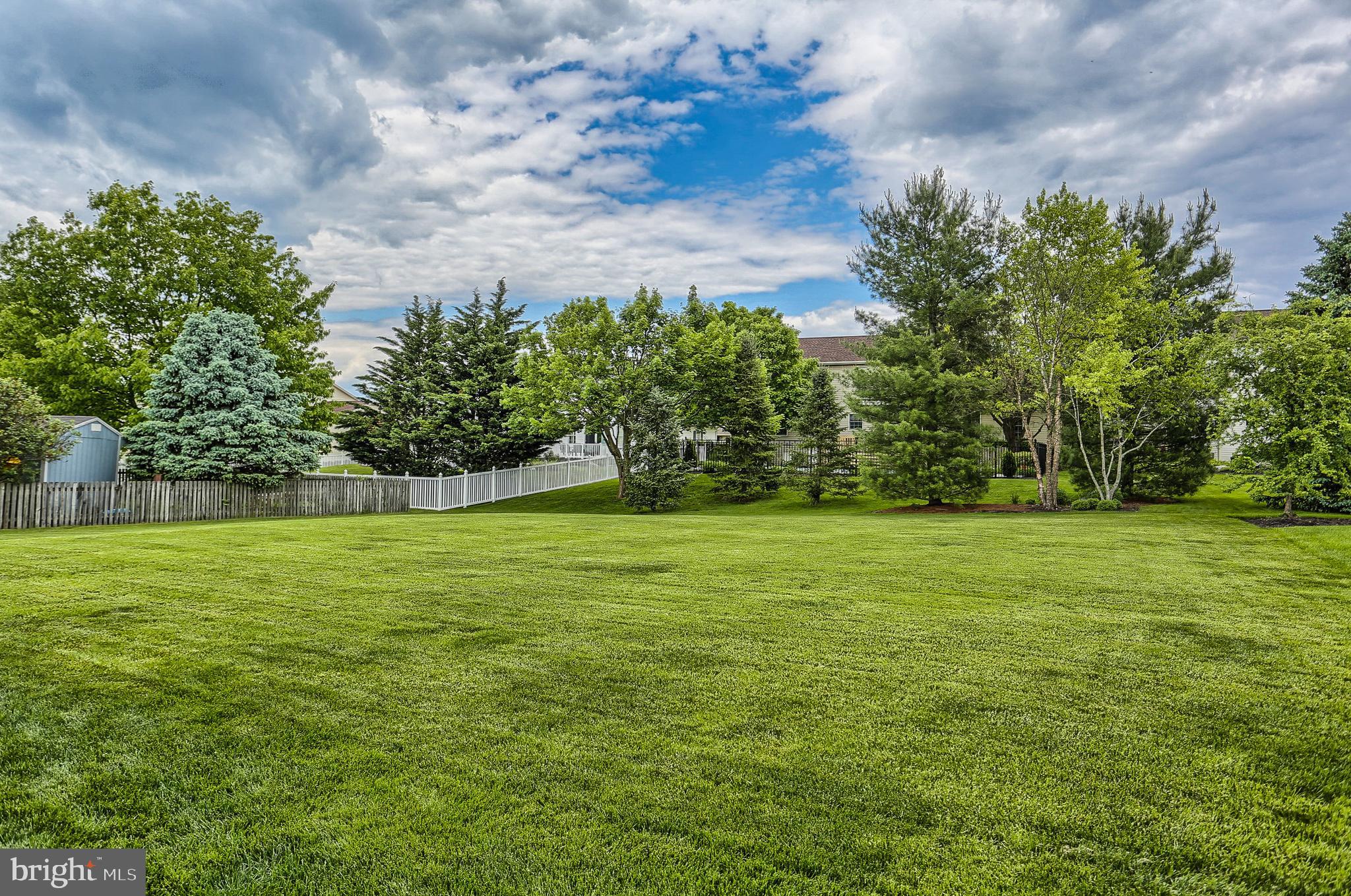 KONHAUS ESTATES - Residential