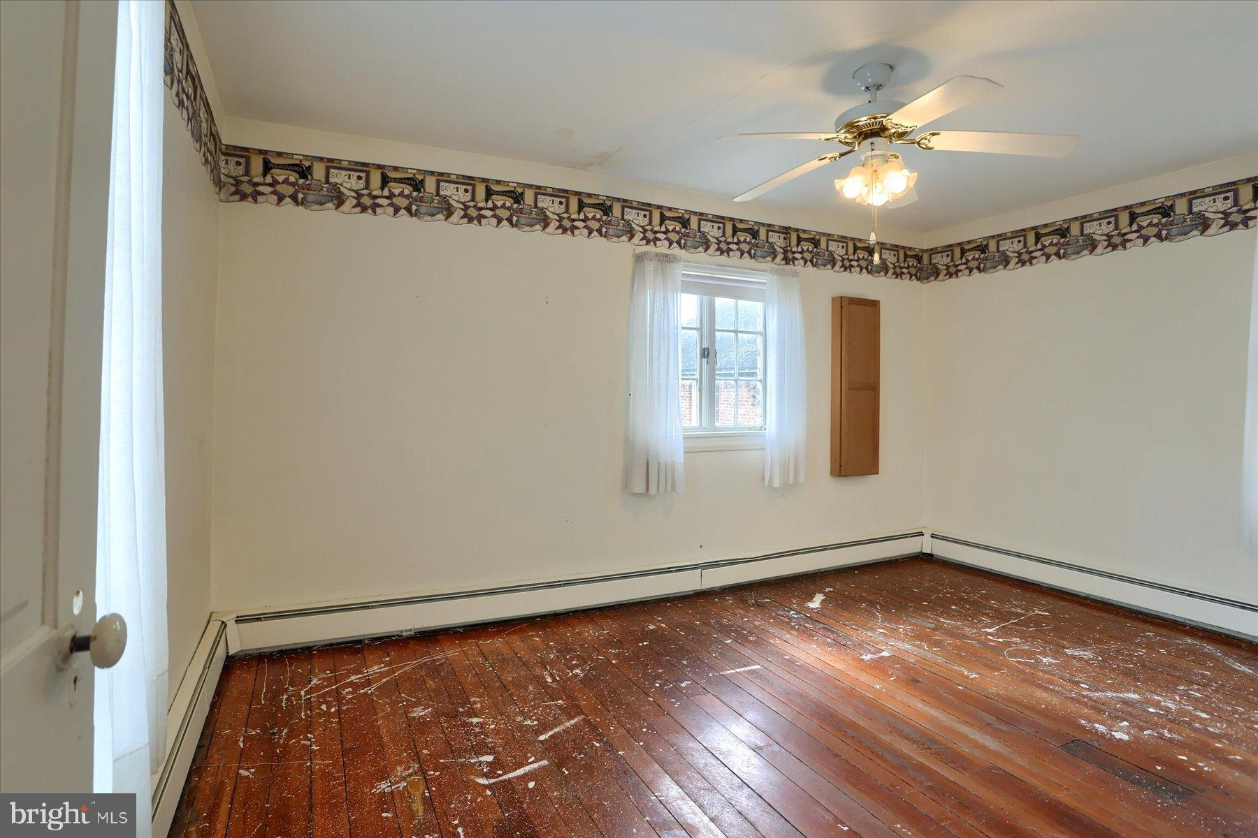 MILLERSTOWN - Residential