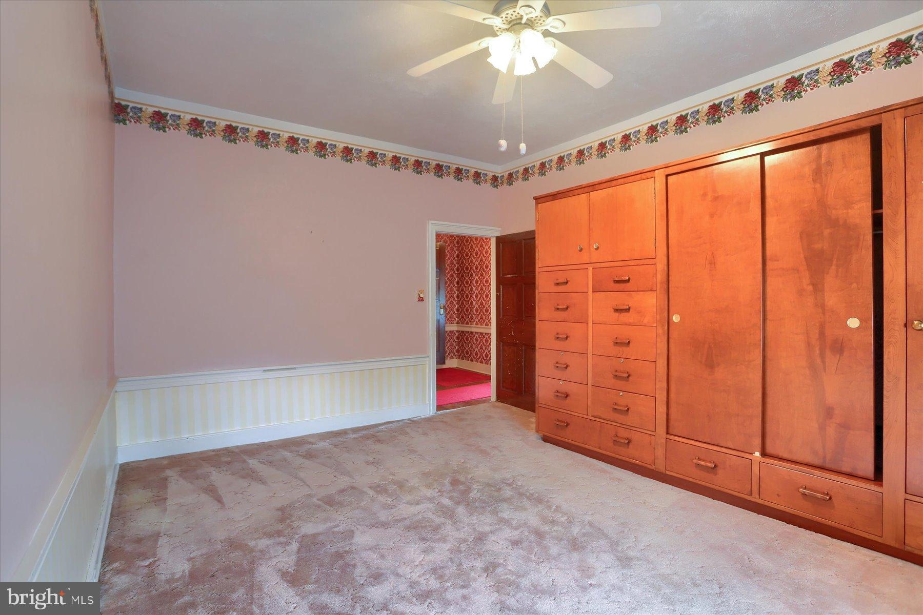 MILLERSTOWN - Residential