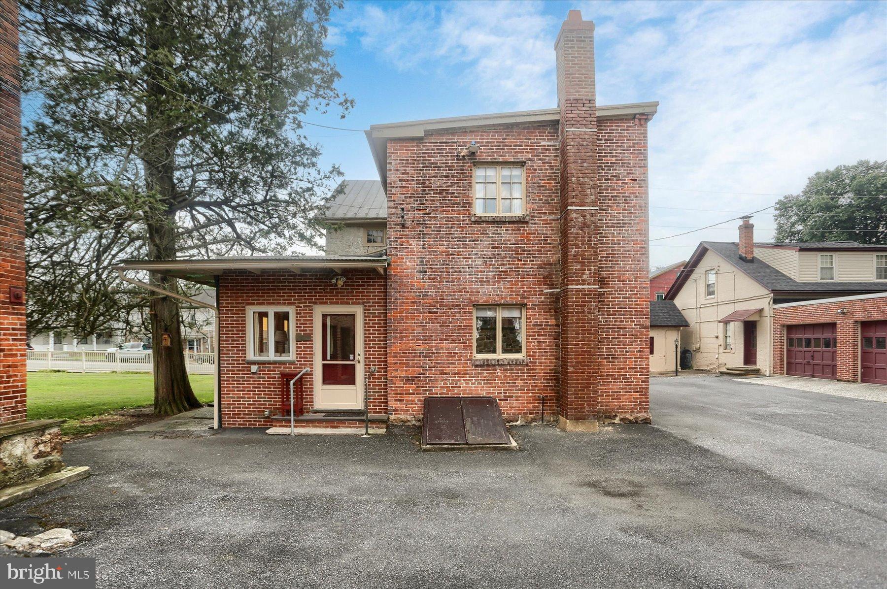 MILLERSTOWN - Residential