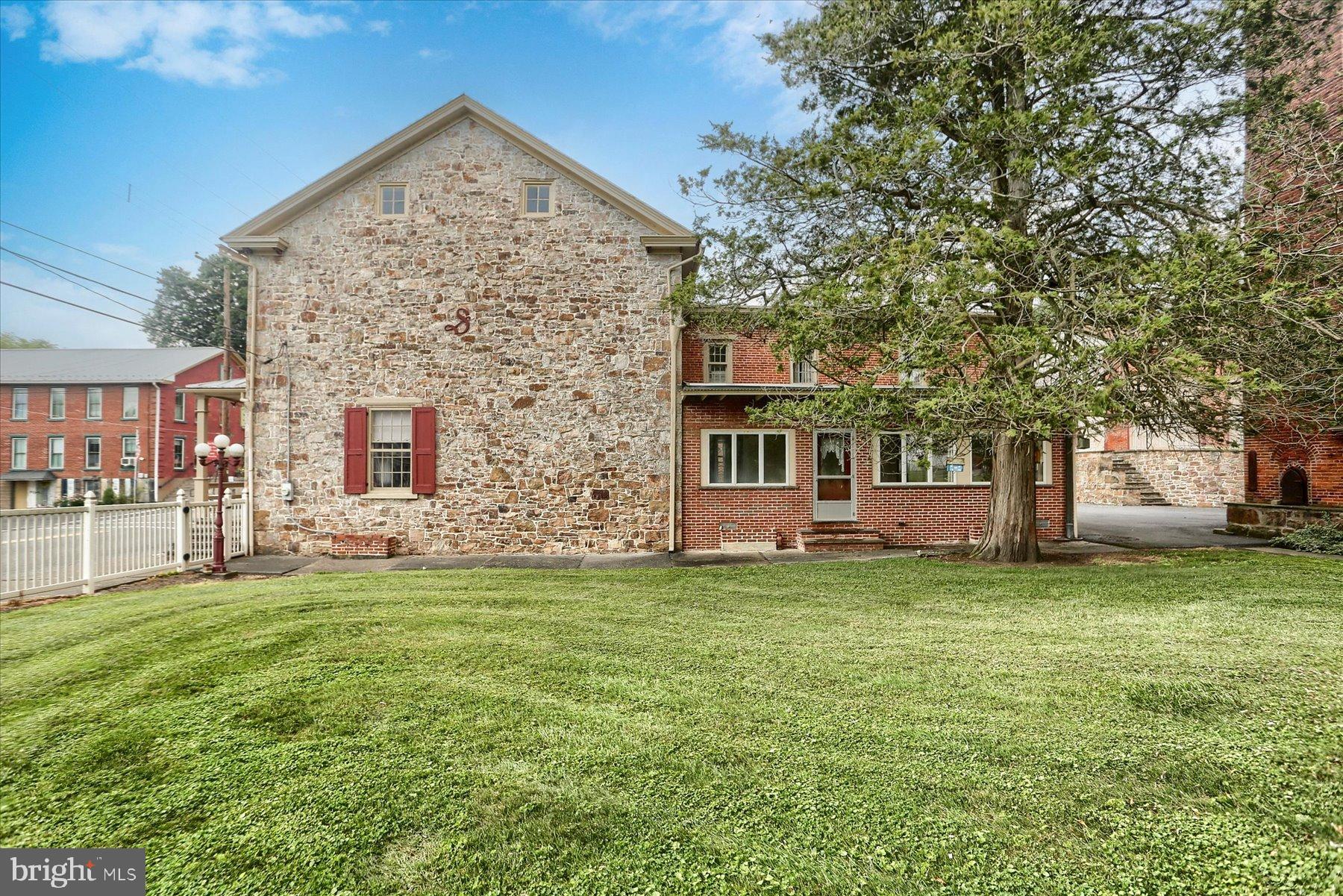 MILLERSTOWN - Residential