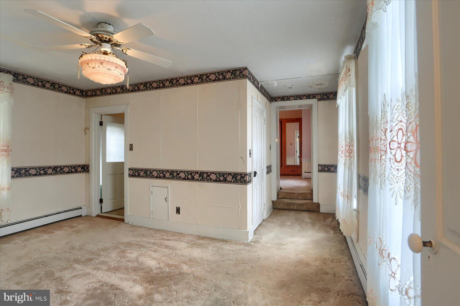 MILLERSTOWN - Residential