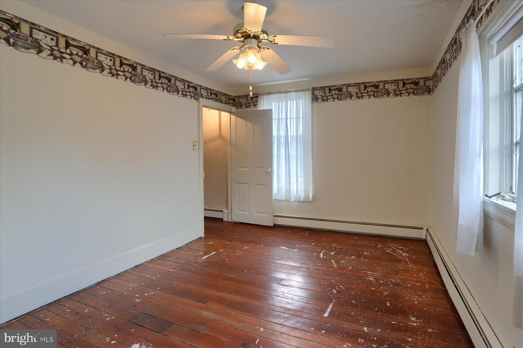 MILLERSTOWN - Residential