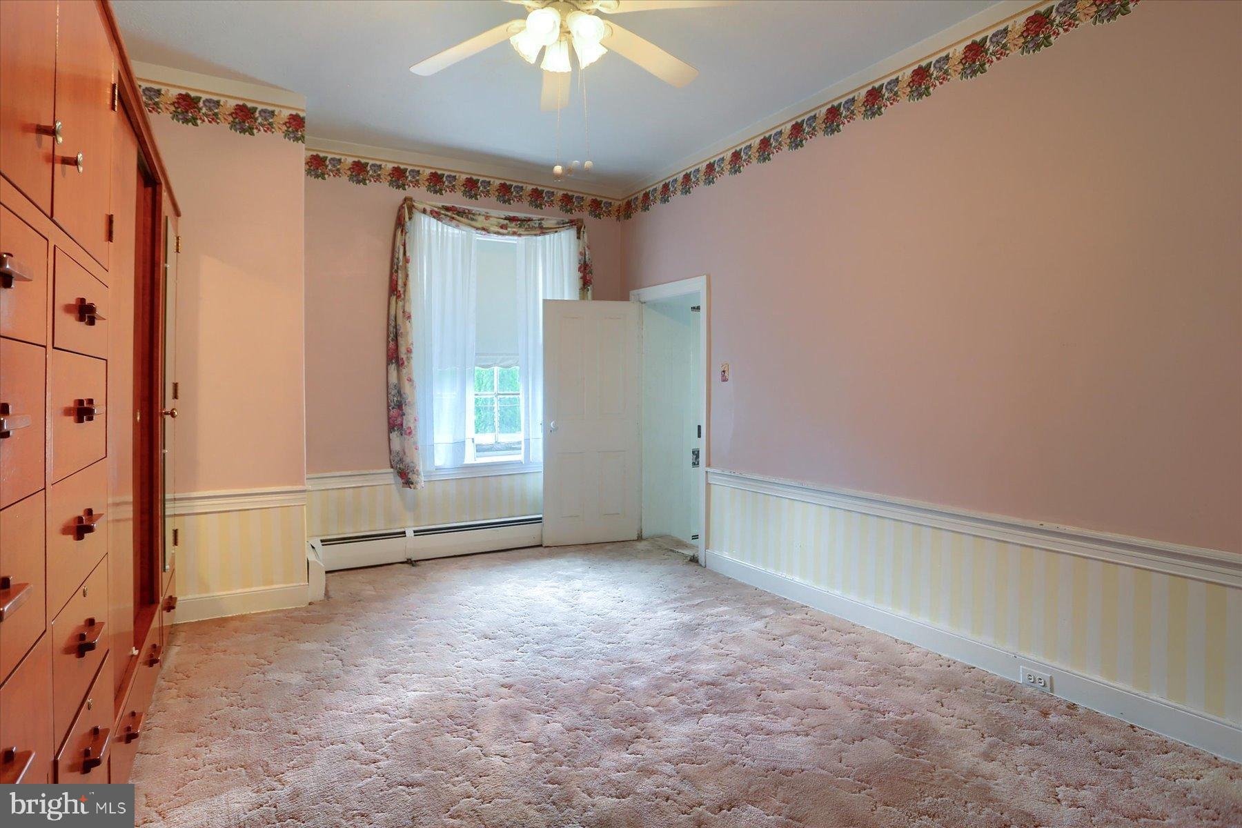 MILLERSTOWN - Residential