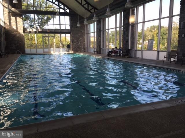 POTOMAC CLUB - Residential