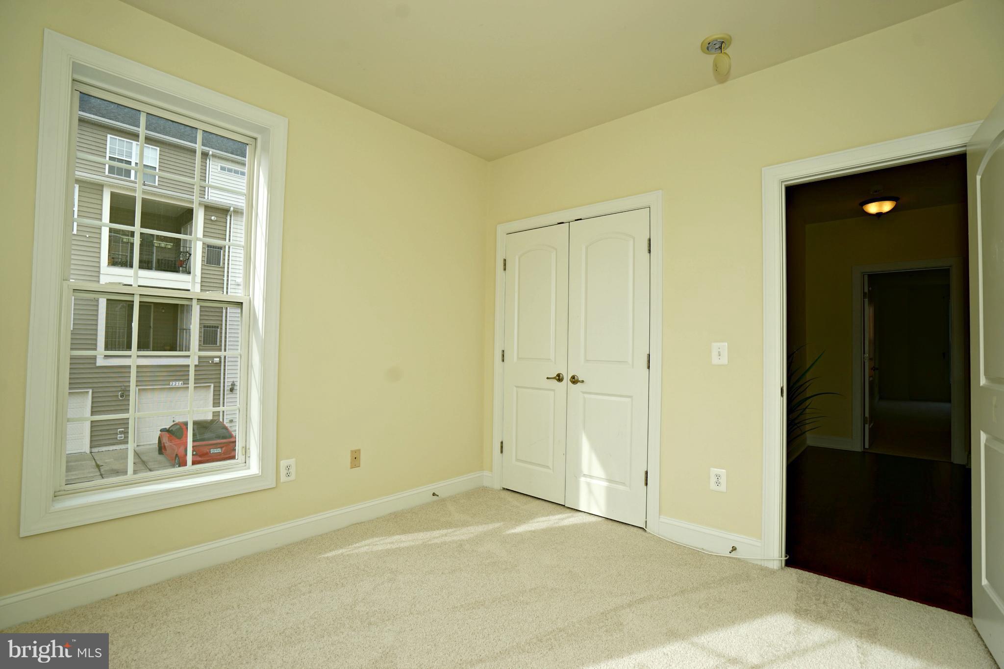 POTOMAC CLUB - Residential