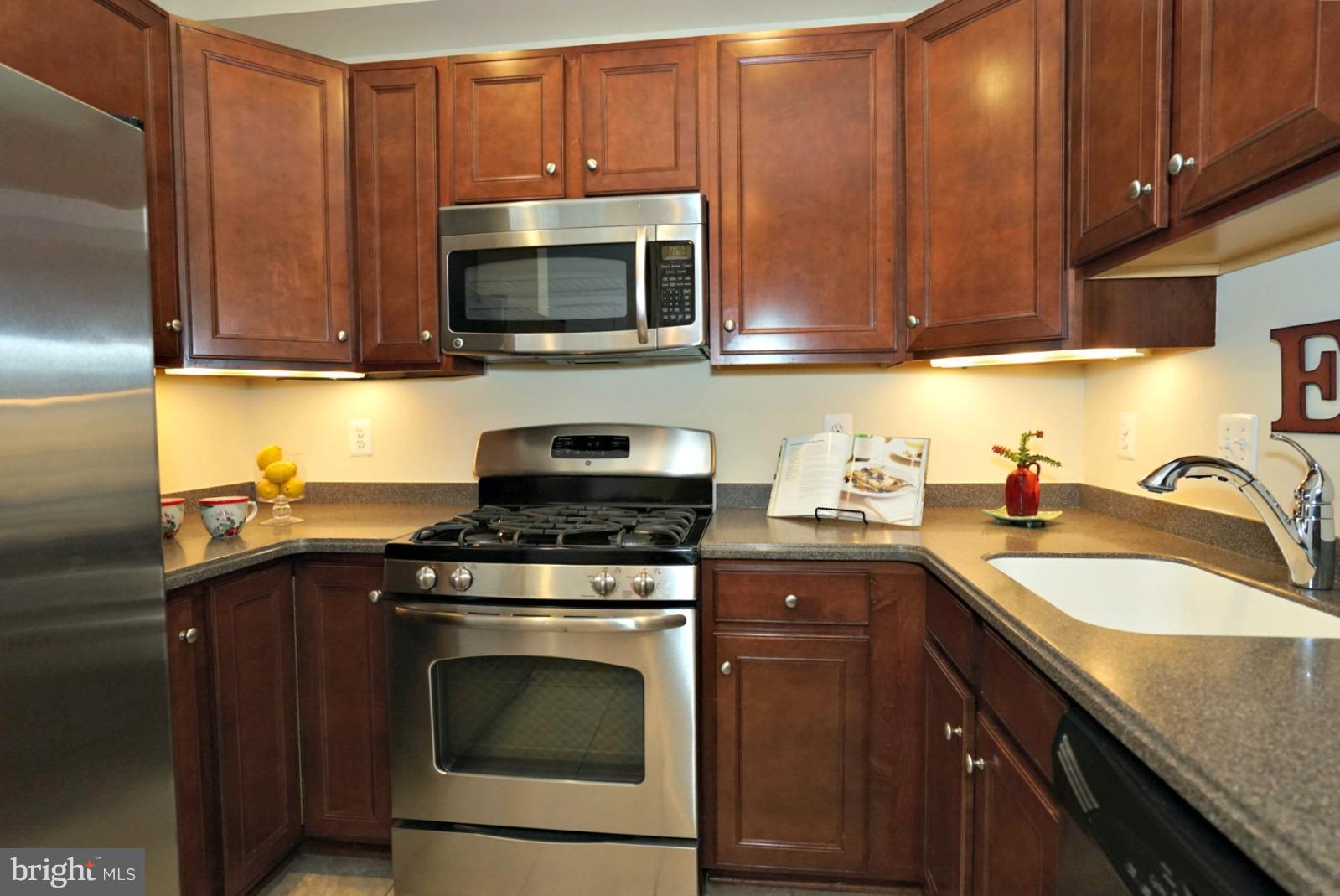 POTOMAC CLUB - Residential