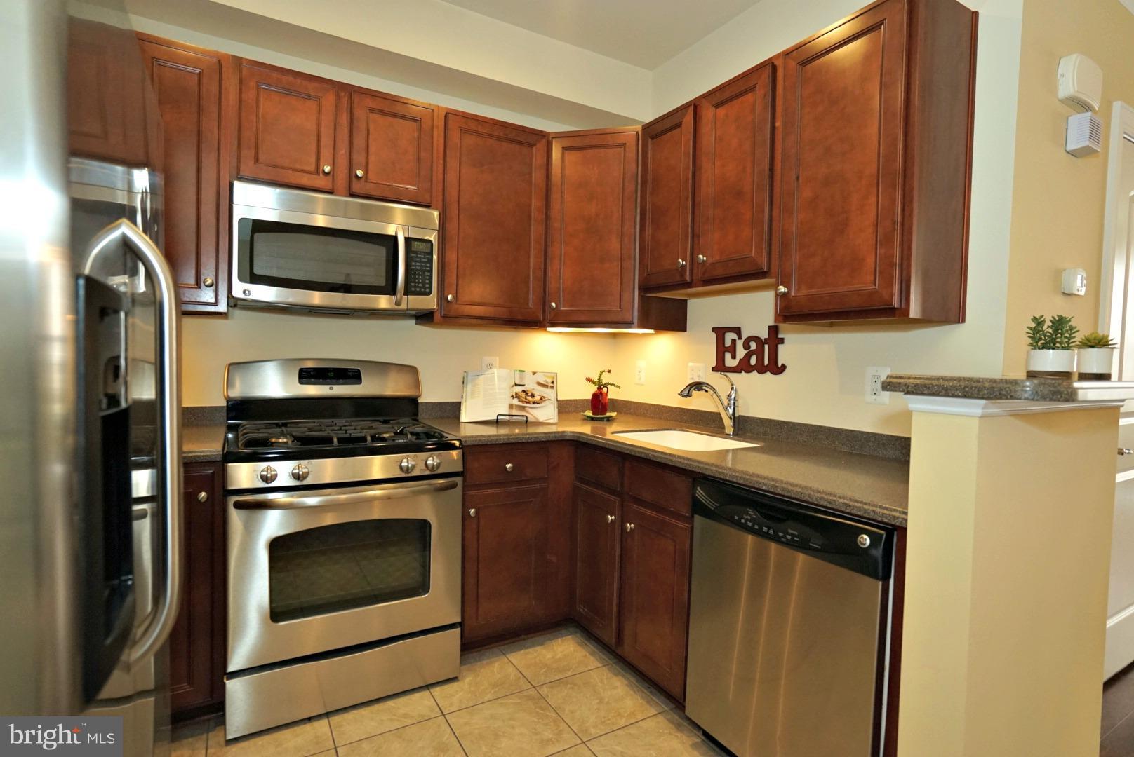 POTOMAC CLUB - Residential