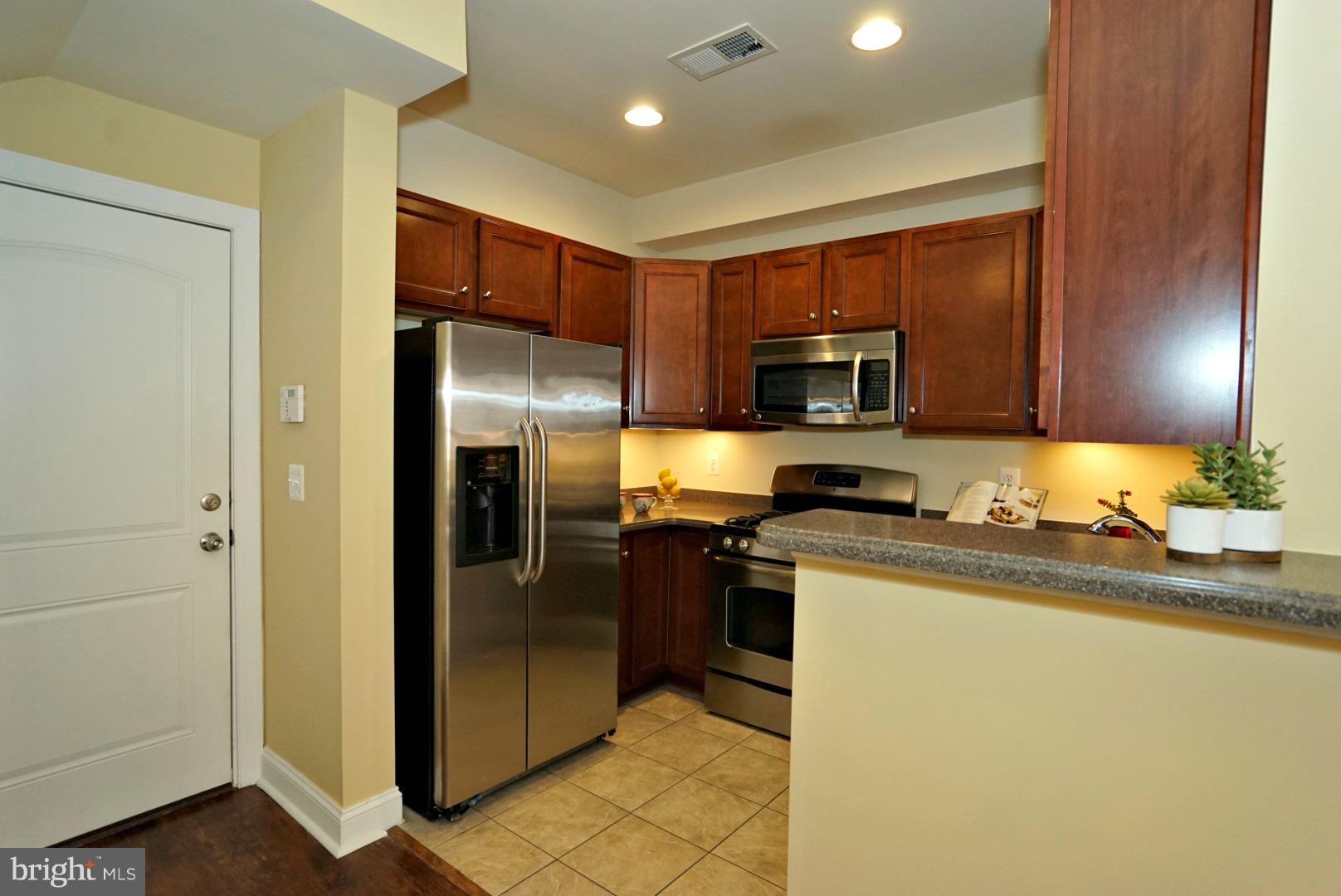 POTOMAC CLUB - Residential