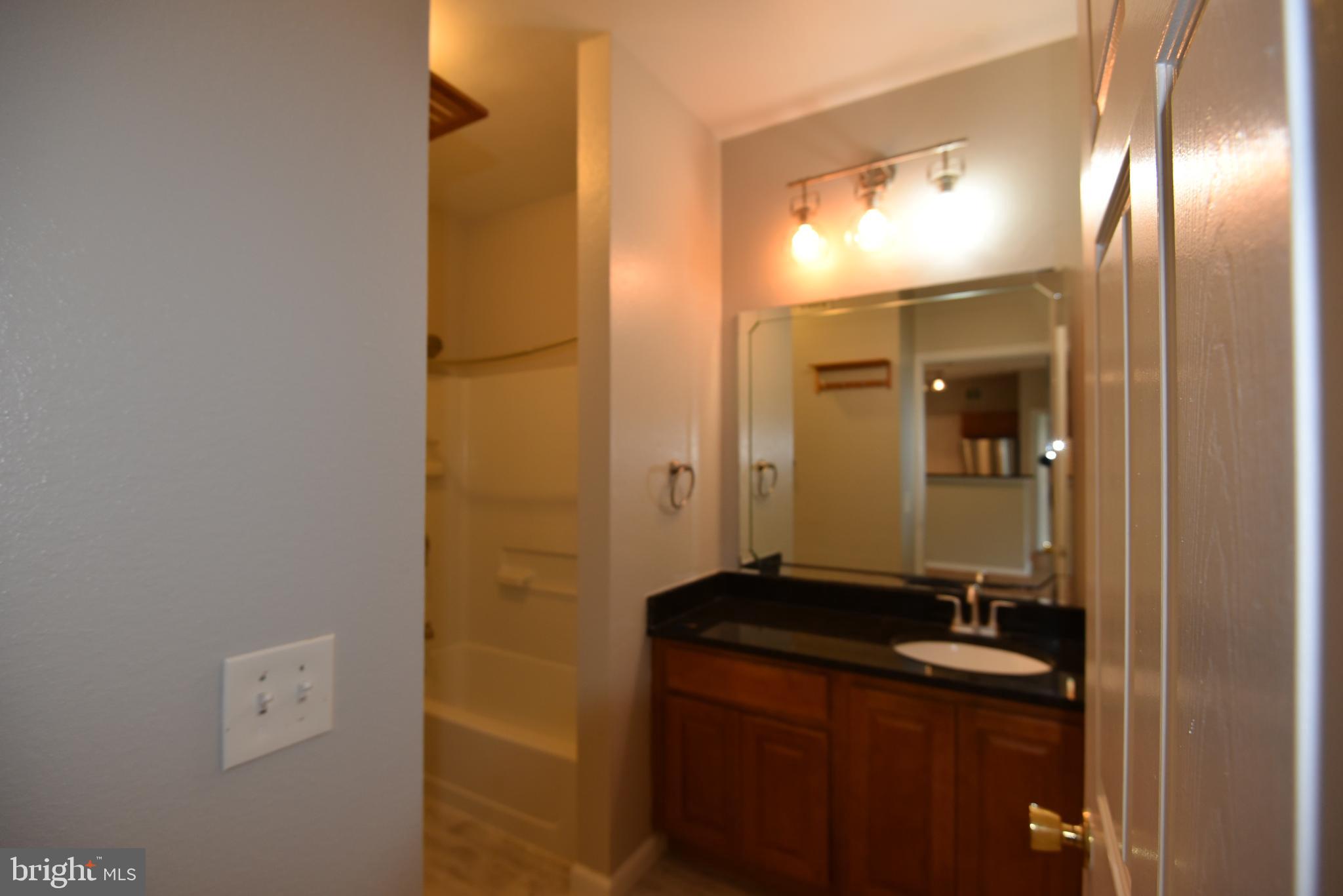 GATES OF MCLEAN - Residential Lease