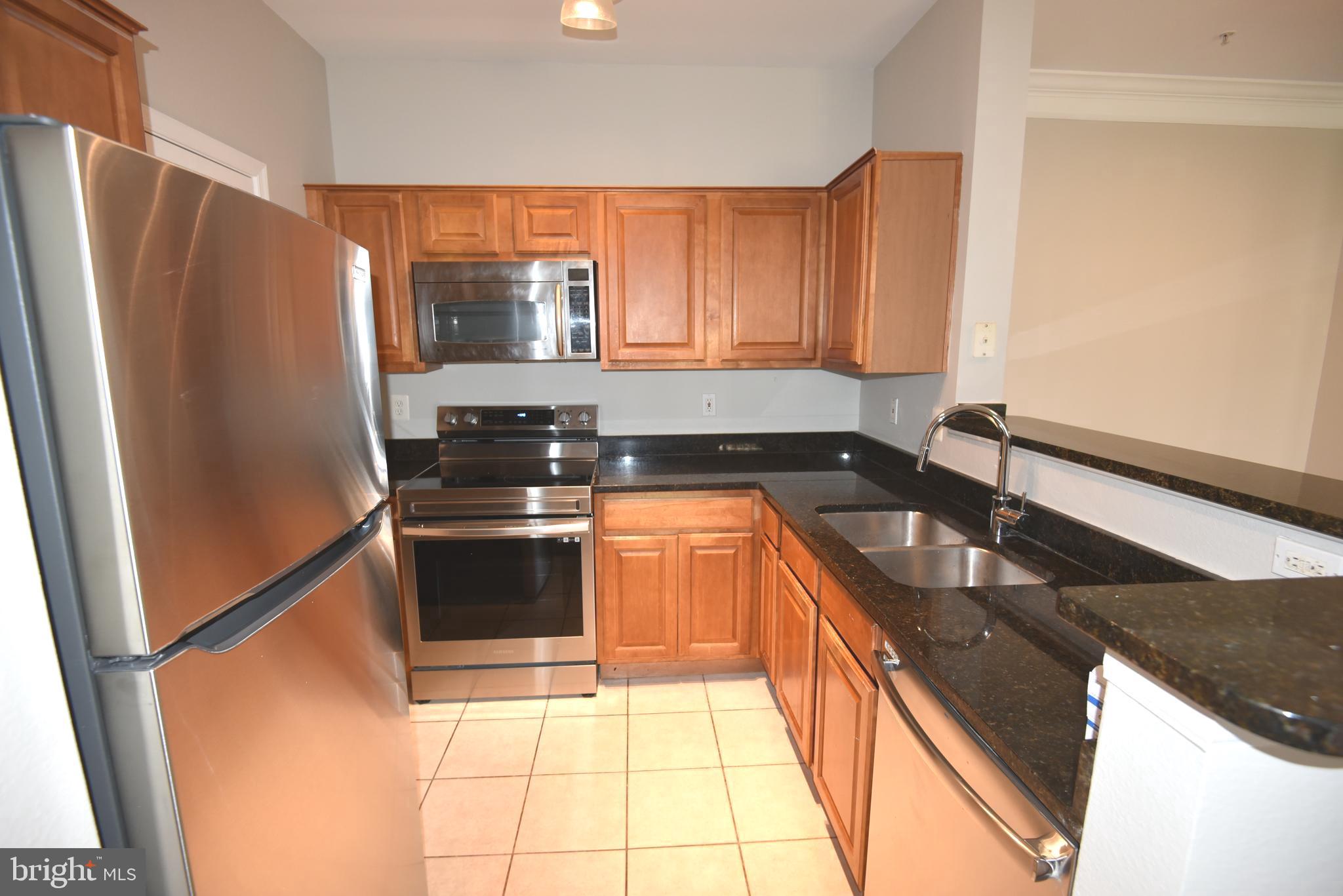 GATES OF MCLEAN - Residential Lease