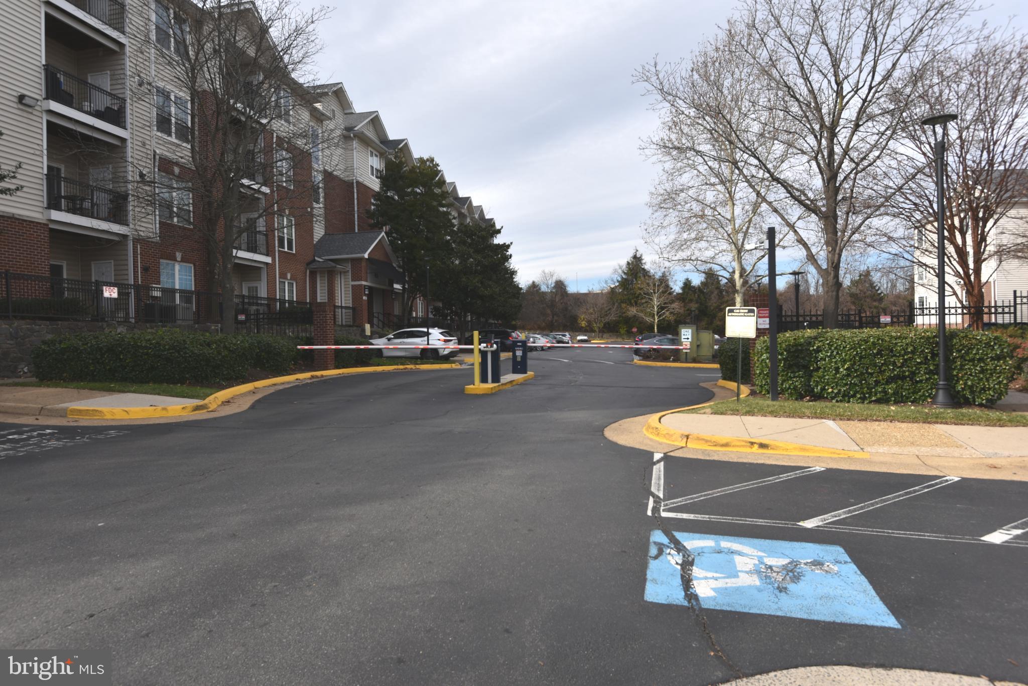 GATES OF MCLEAN - Residential Lease