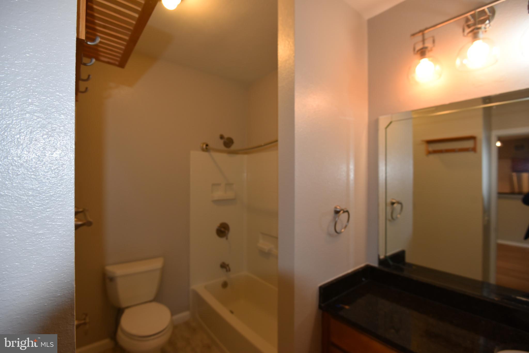 GATES OF MCLEAN - Residential Lease