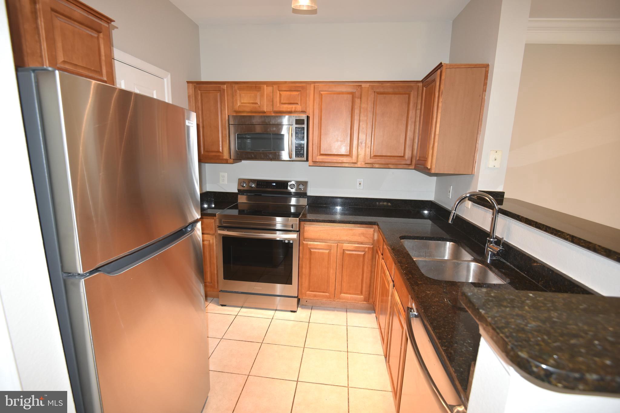 GATES OF MCLEAN - Residential Lease