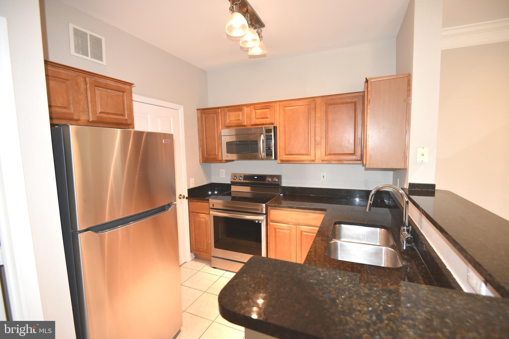 GATES OF MCLEAN - Residential Lease