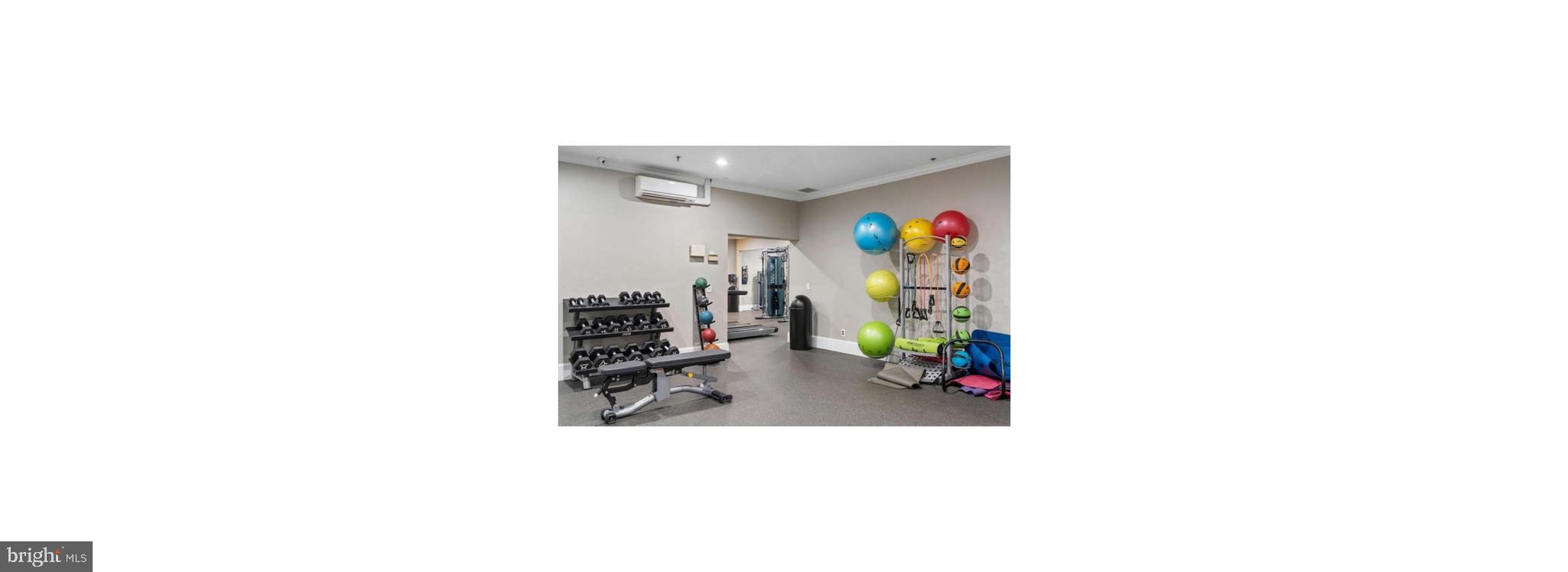 GATES OF MCLEAN - Residential Lease