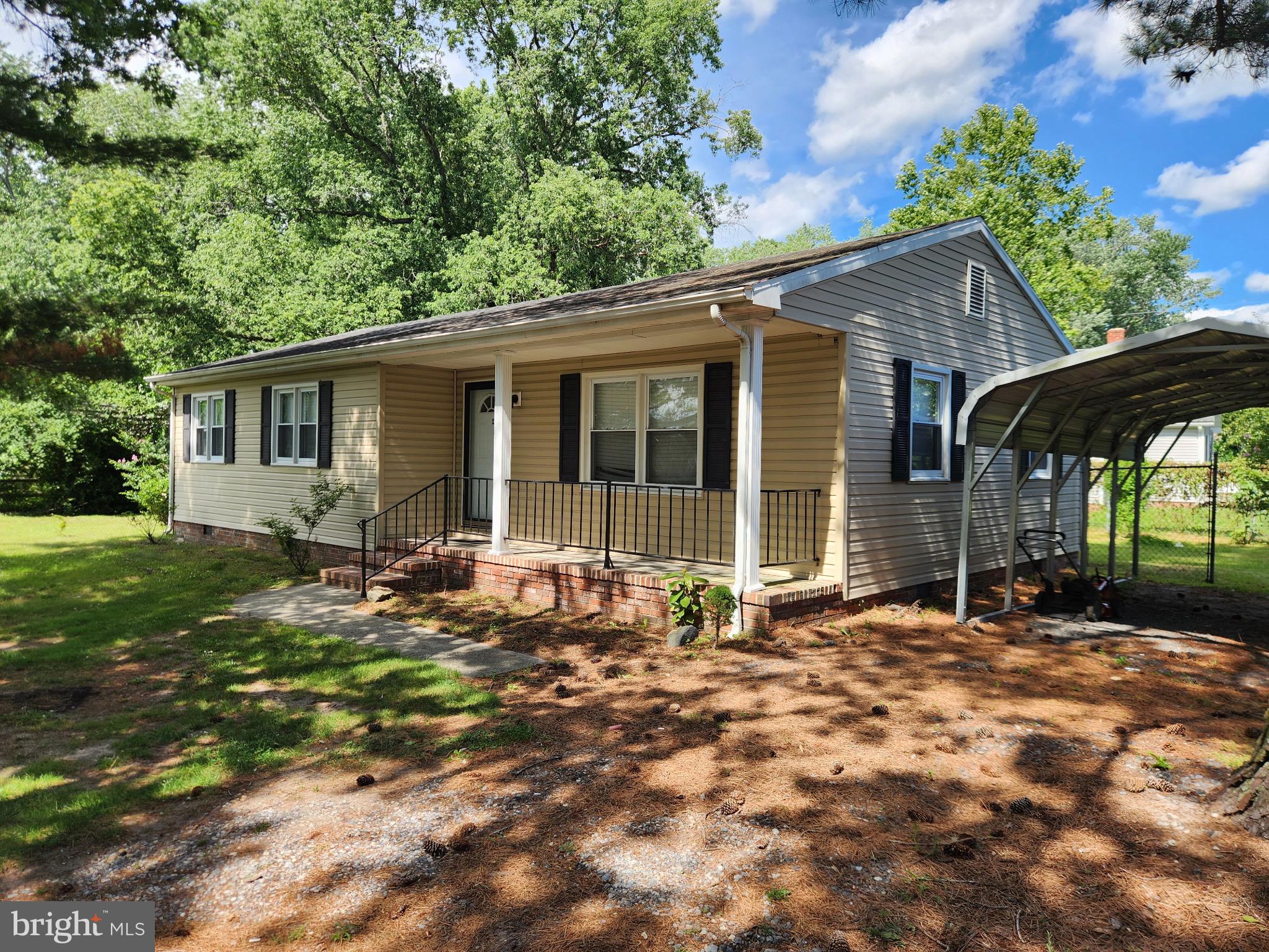 103 MONTLEAU AVENUE