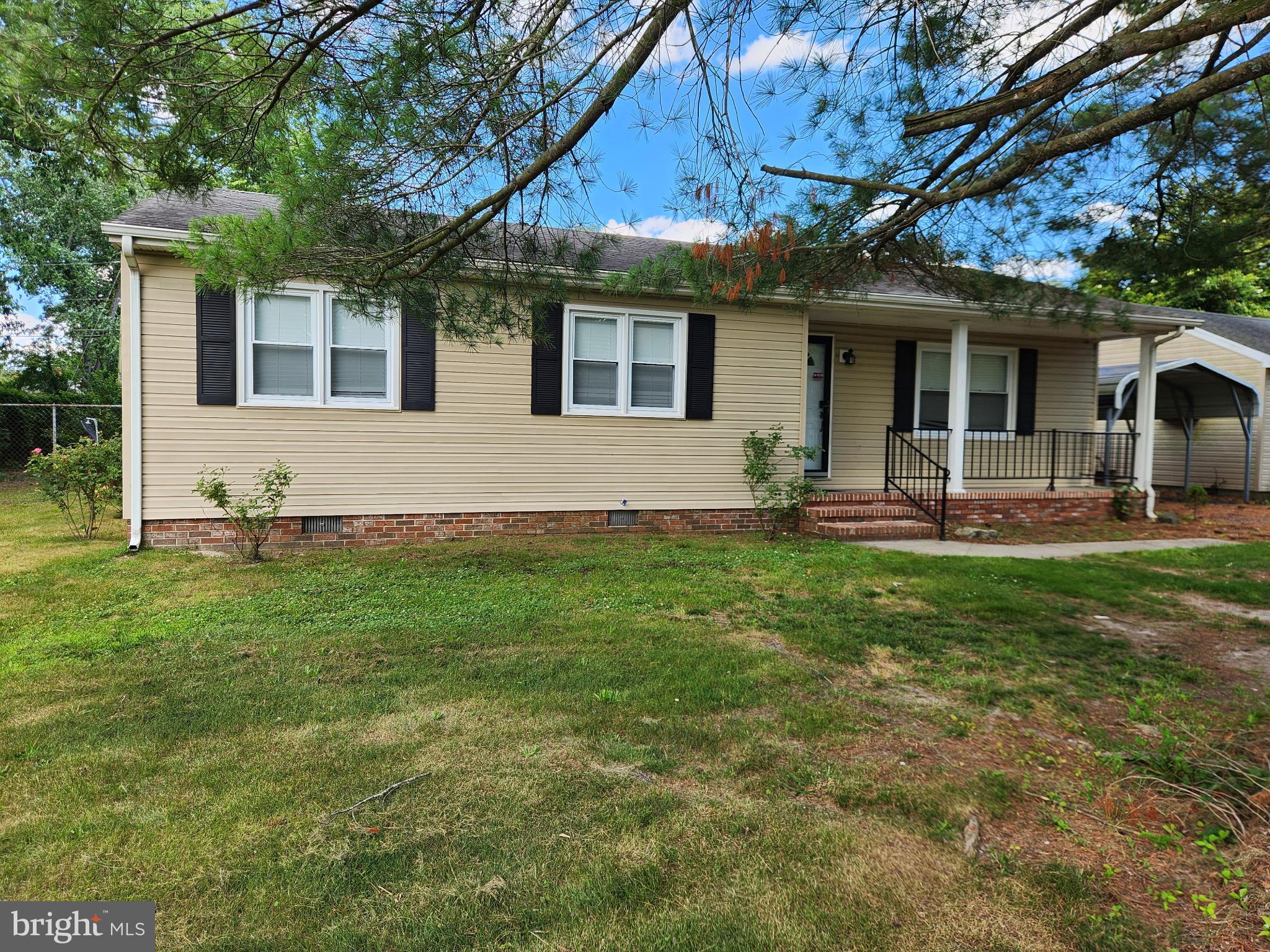 103 MONTLEAU AVENUE