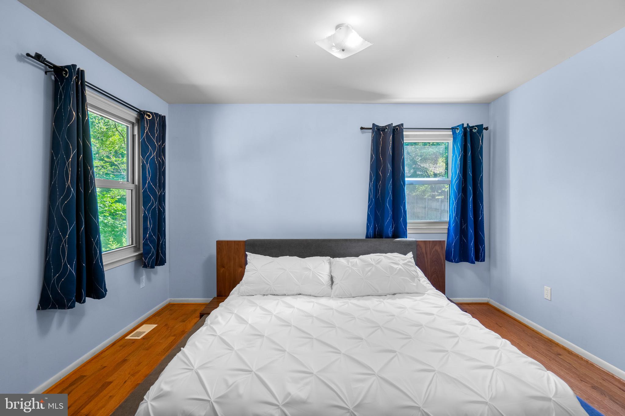 CHARLTON HEIGHTS - Residential