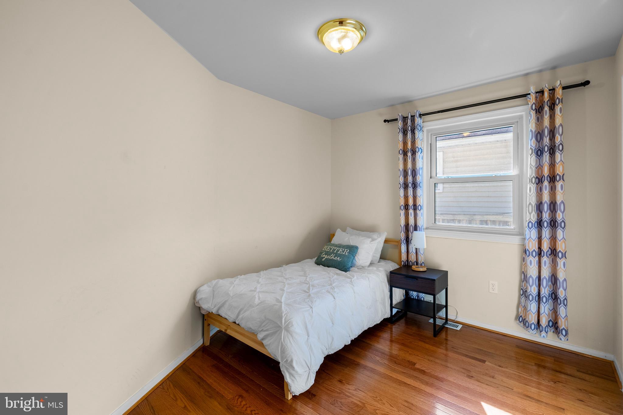 CHARLTON HEIGHTS - Residential