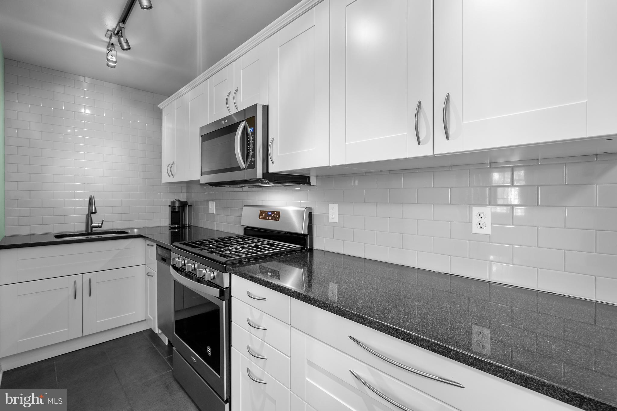 CHARLTON HEIGHTS - Residential