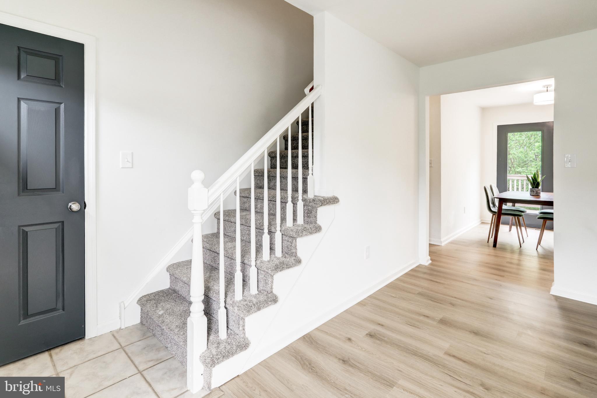 338 DOGWOOD LANE