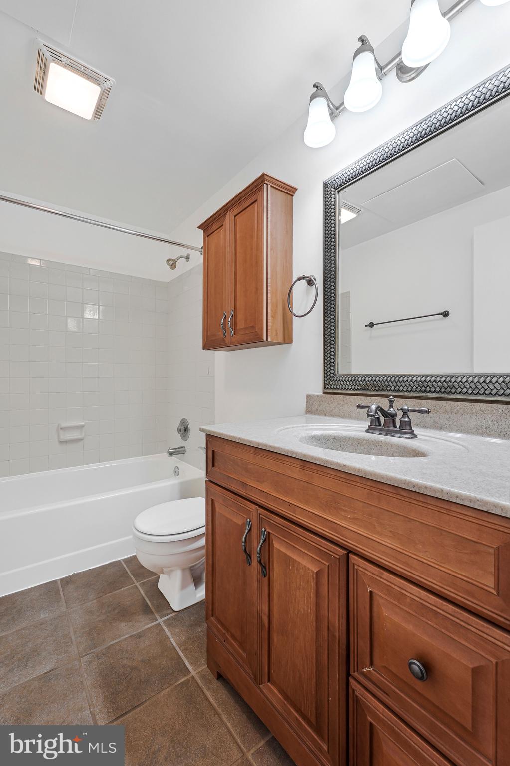 NANTUCKET AT RESTON - Residential