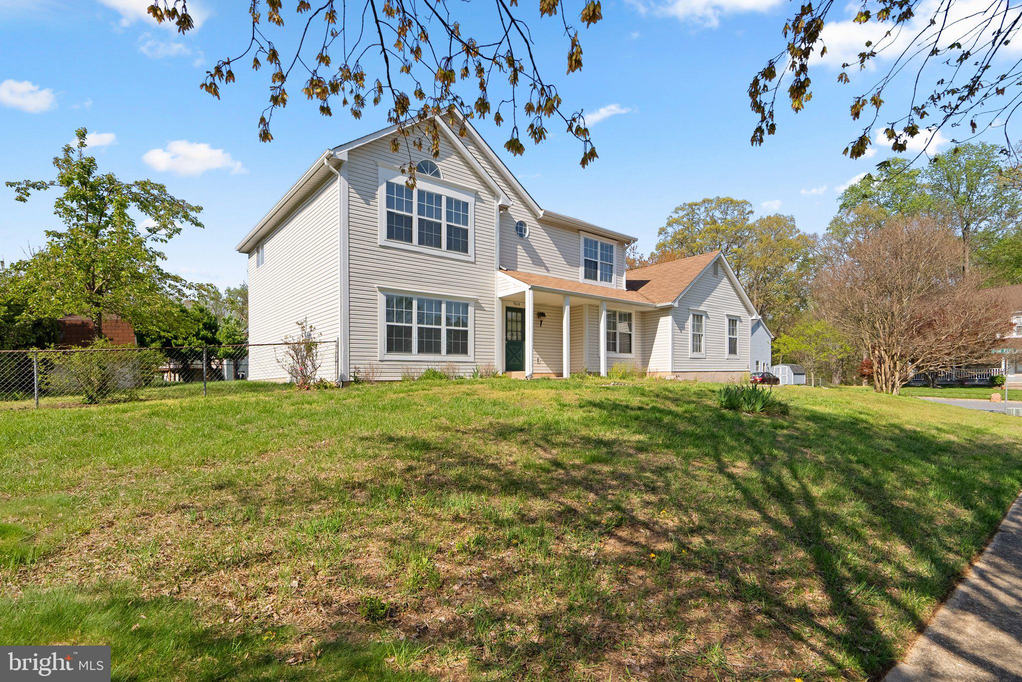 FOX RUN ESTATES - Residential