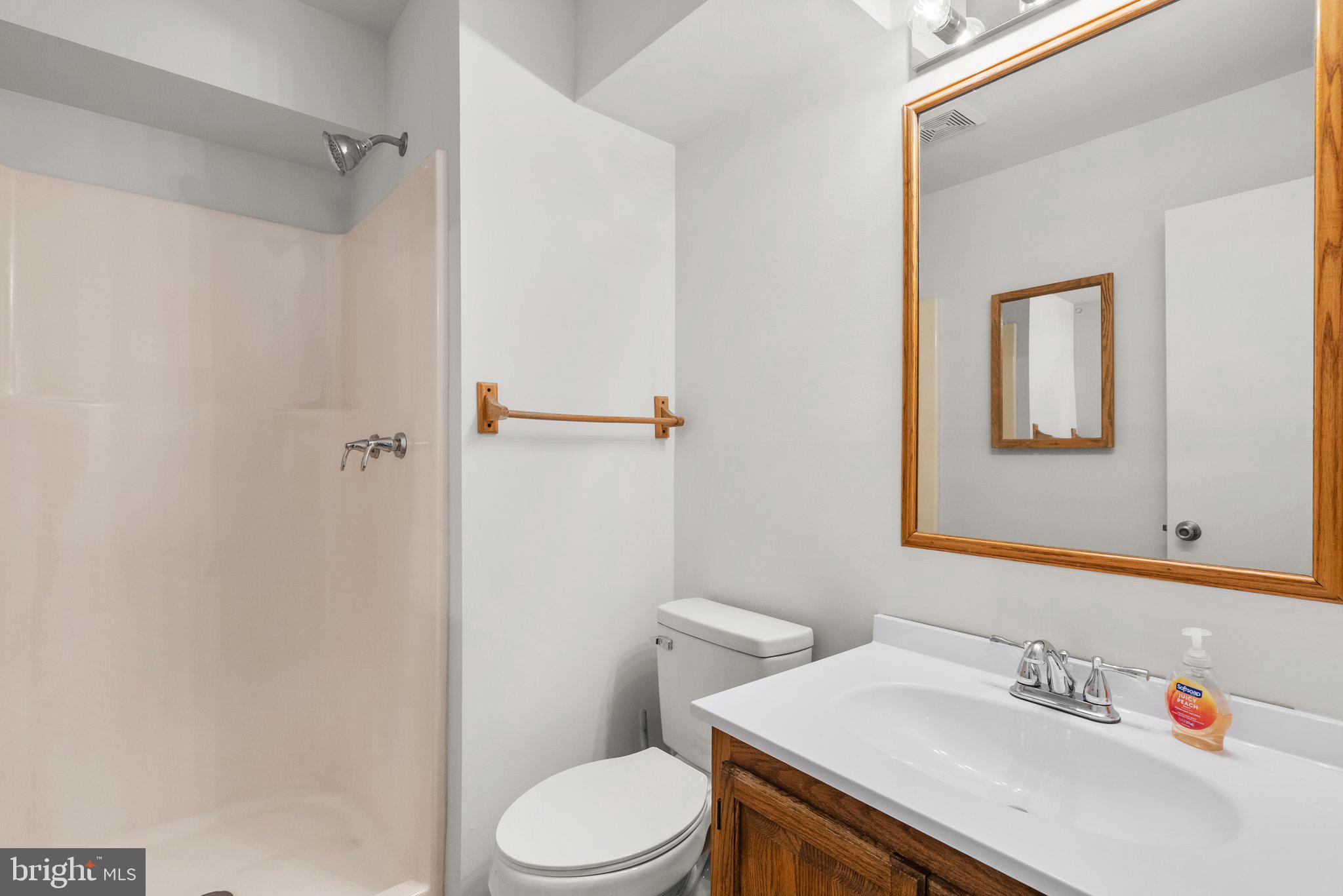 FOX RUN ESTATES - Residential