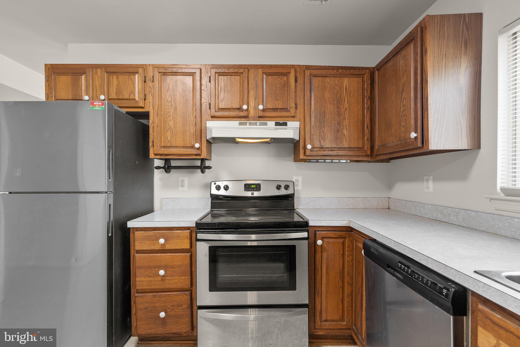 FOX RUN ESTATES - Residential