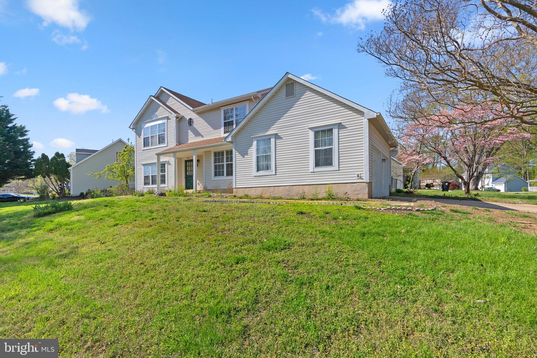 FOX RUN ESTATES - Residential