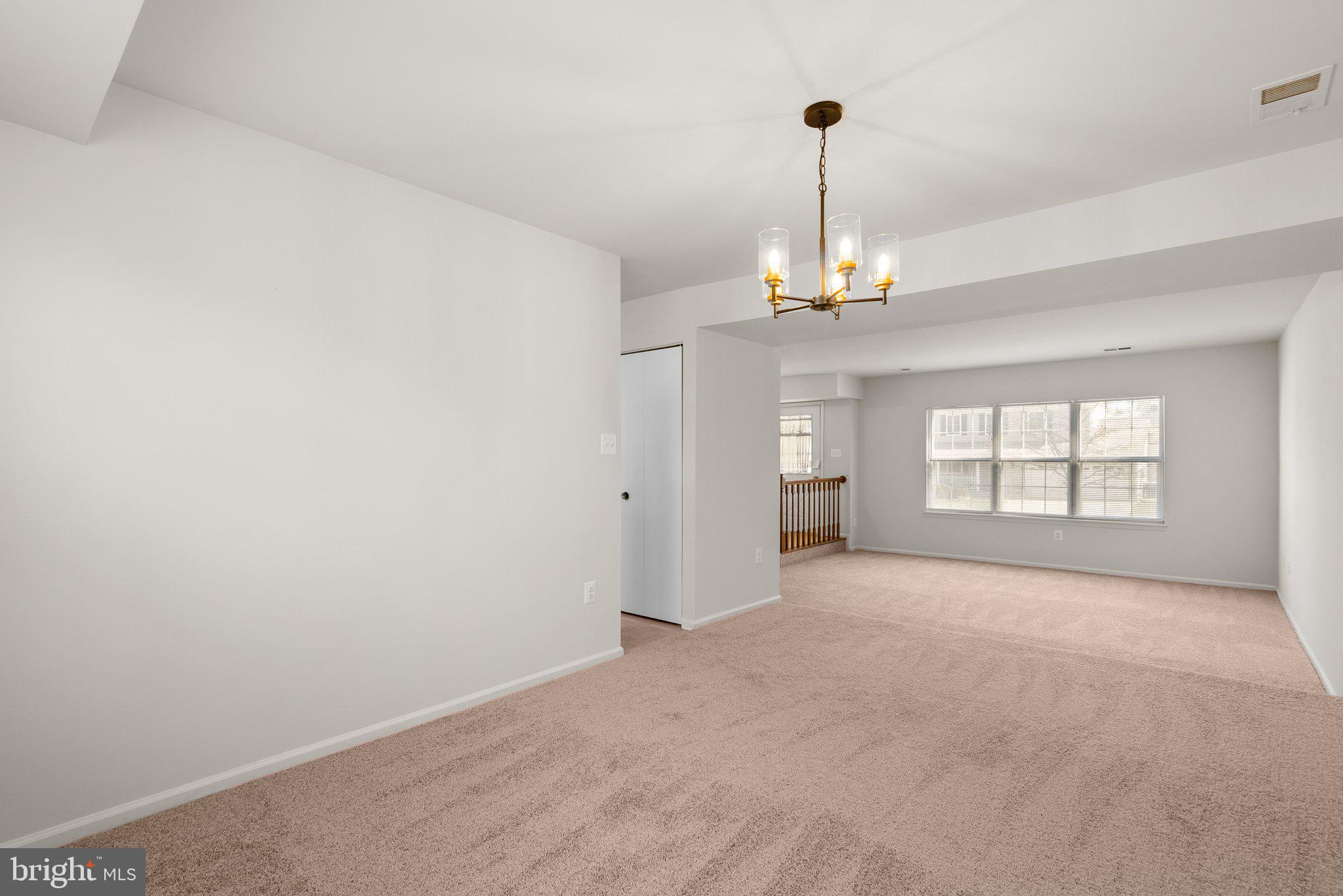 FOX RUN ESTATES - Residential