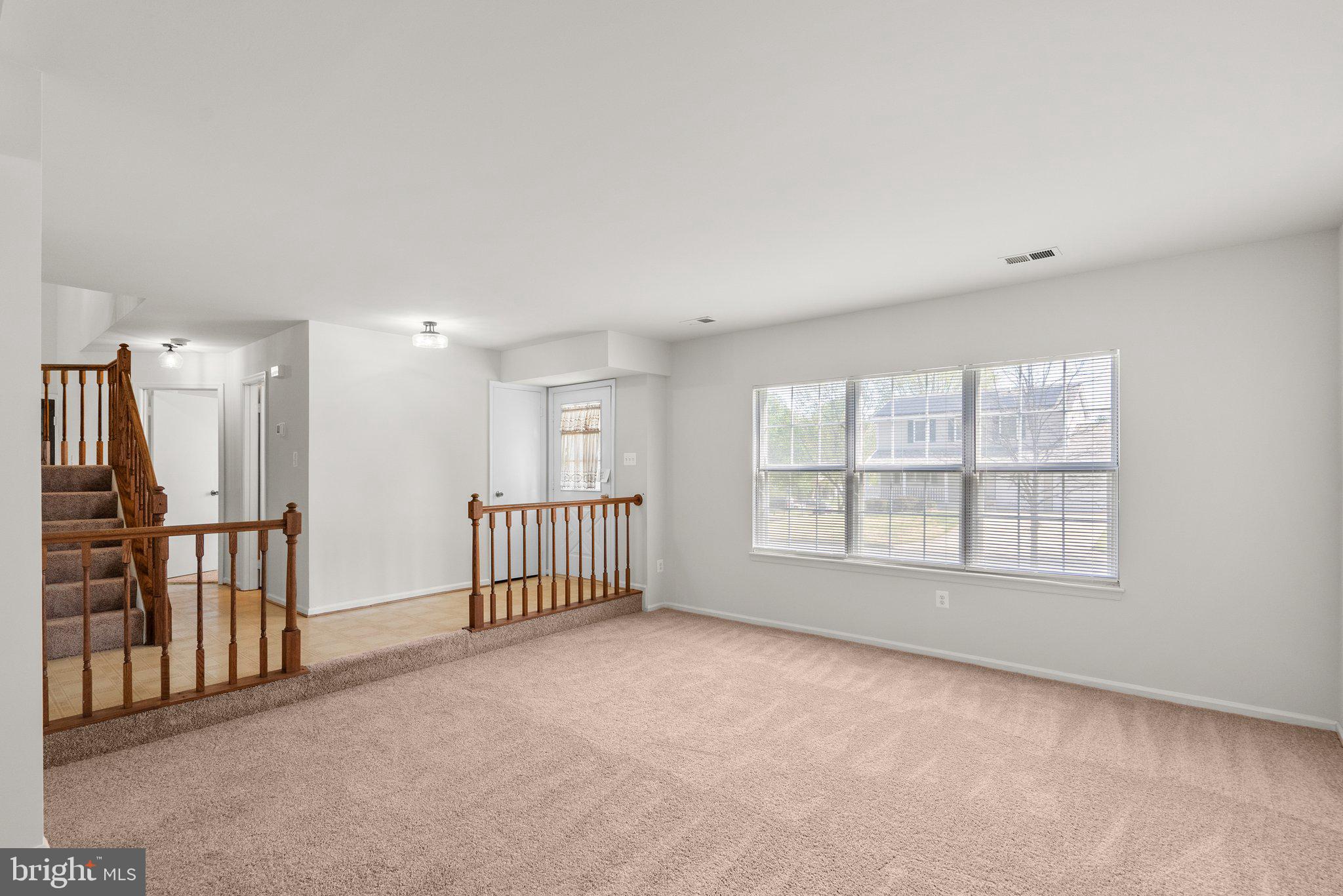 FOX RUN ESTATES - Residential