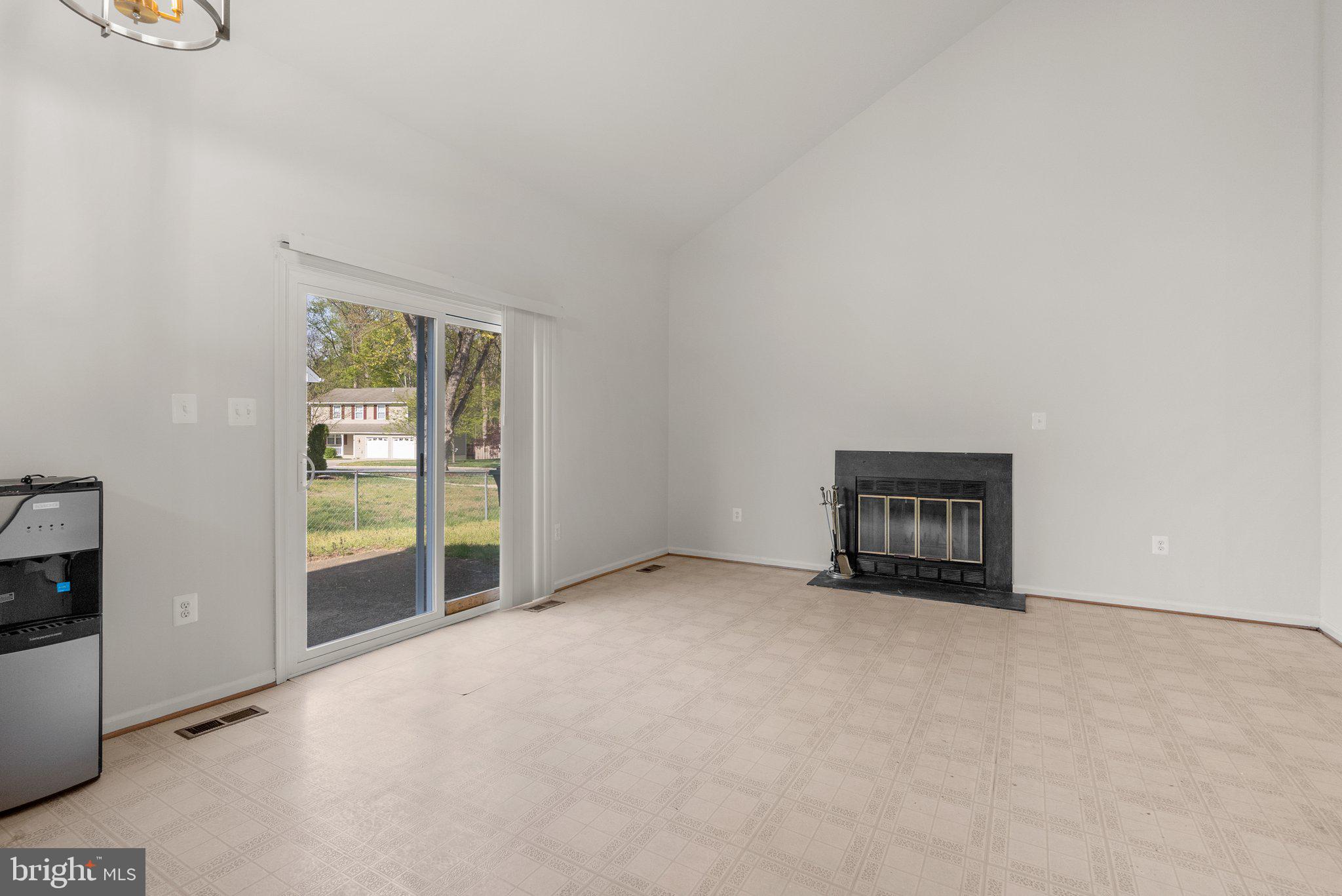 FOX RUN ESTATES - Residential