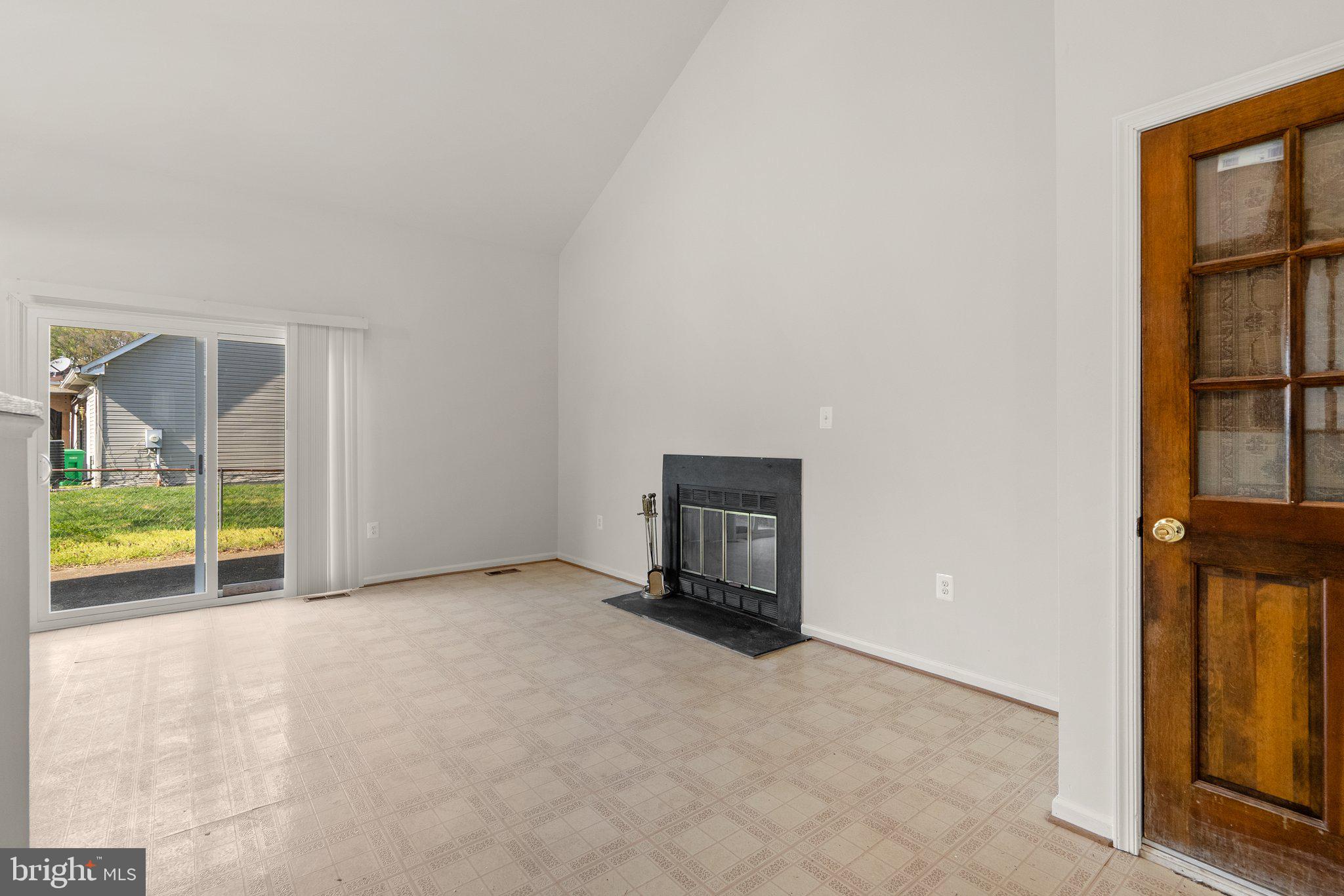 FOX RUN ESTATES - Residential