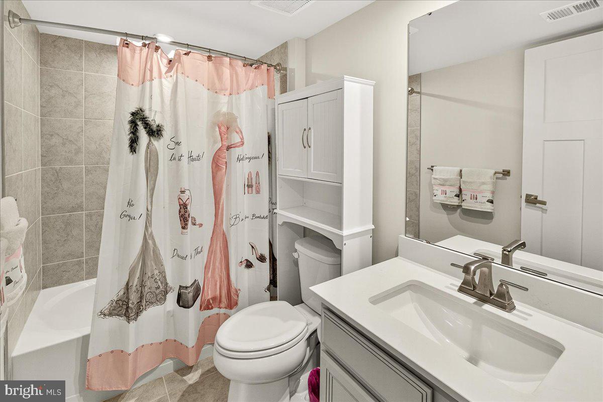 HARRINGTON TERRACE - Residential