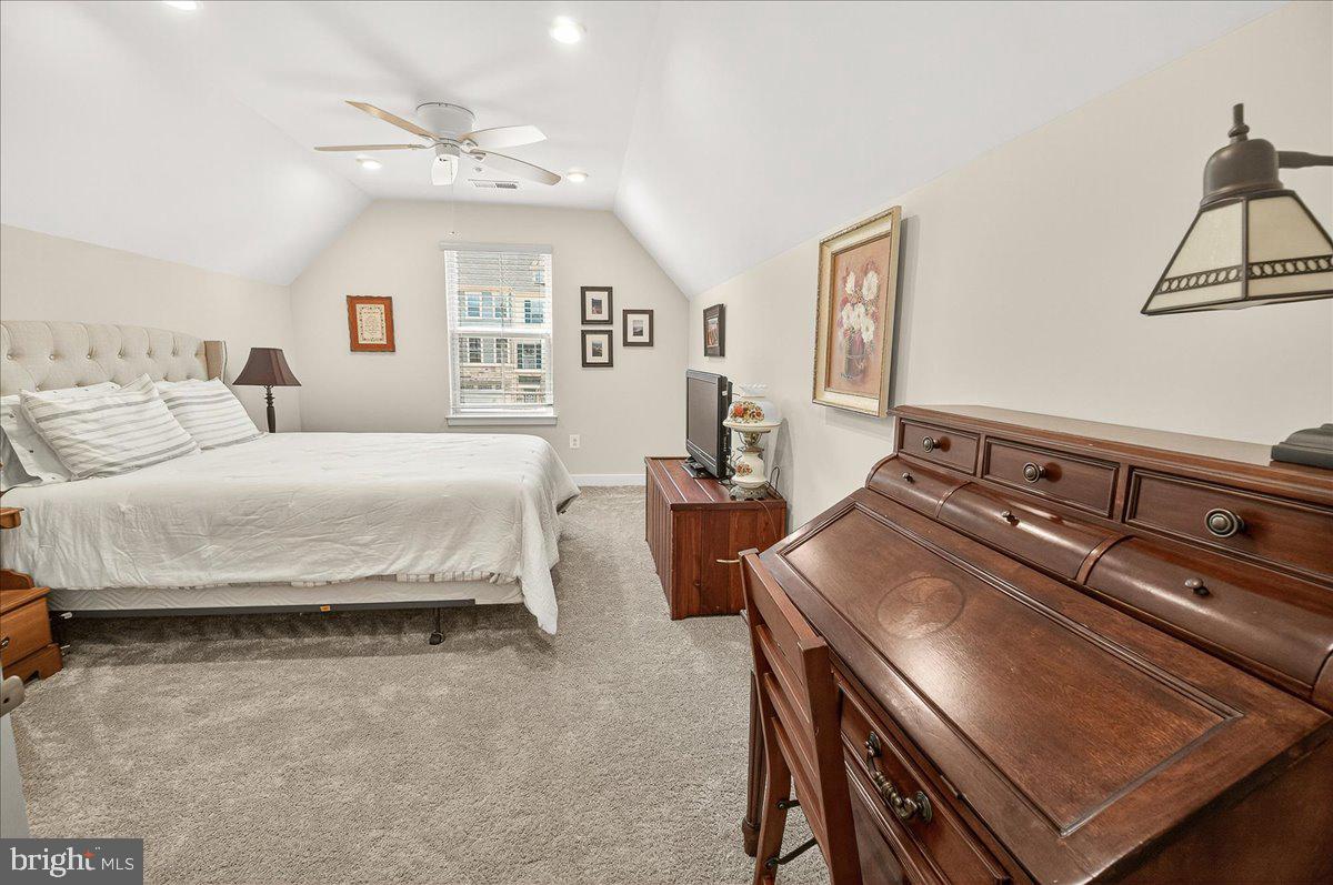 HARRINGTON TERRACE - Residential