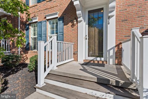 220 SHAW STREET MECHANICSBURG PA 17050