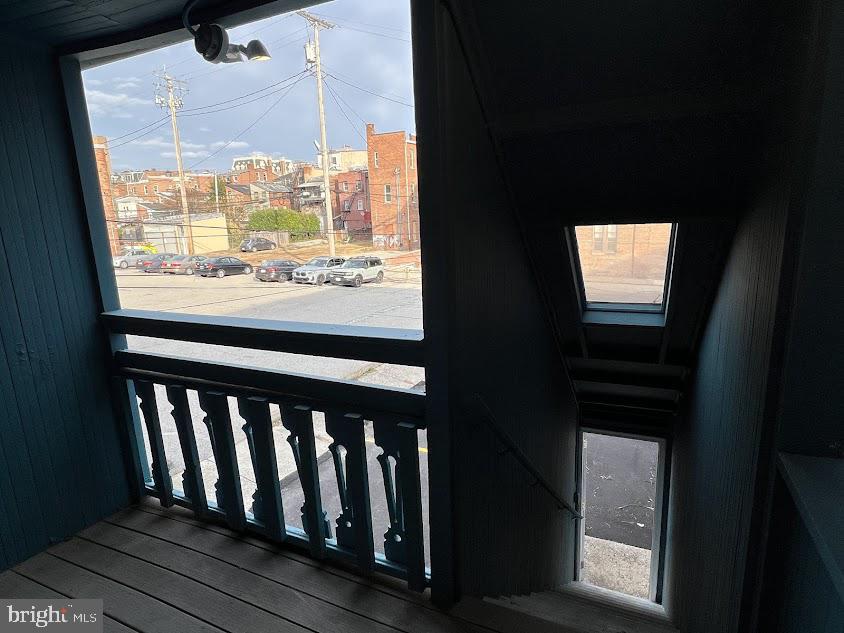 MOUNT VERNON - Commercial Sale