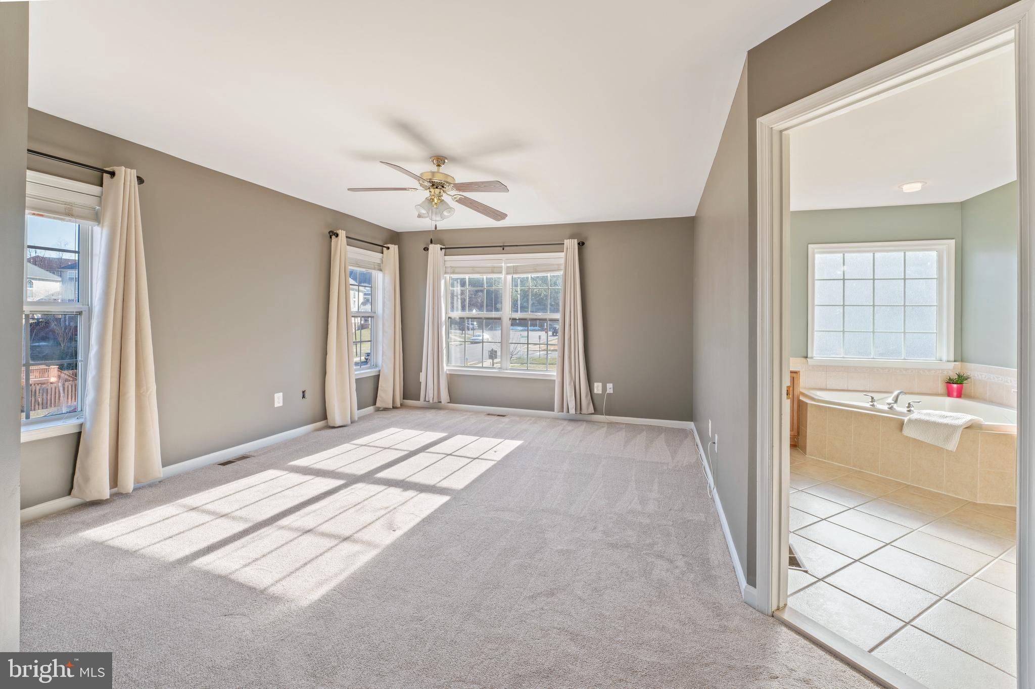 PORT AQUIA - Residential