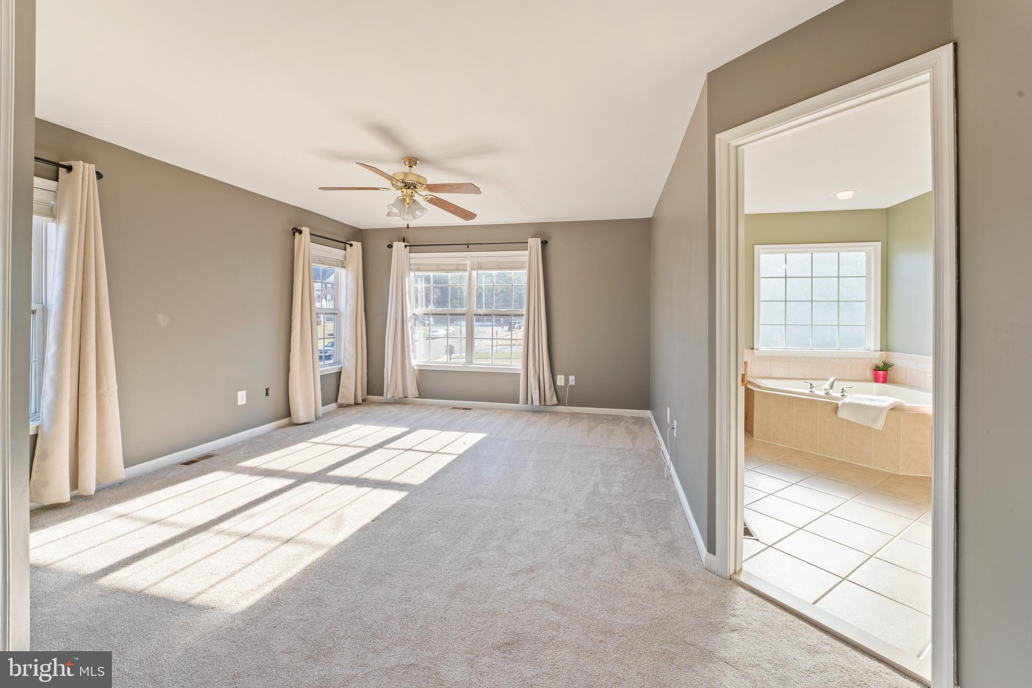 PORT AQUIA - Residential