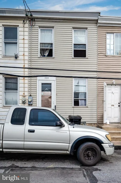 235 Maple Street, Reading, PA 19602 - MLS#: PABK2056154