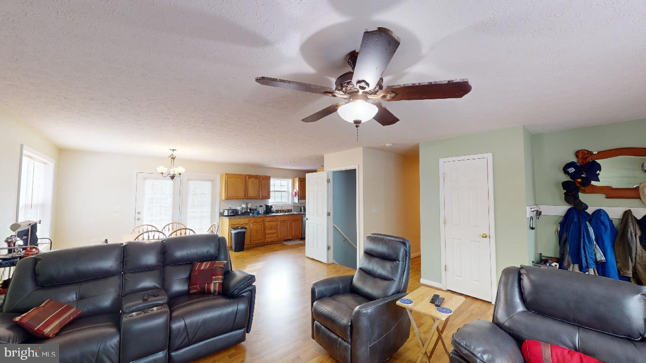 DUNMORE RIDGE - Residential